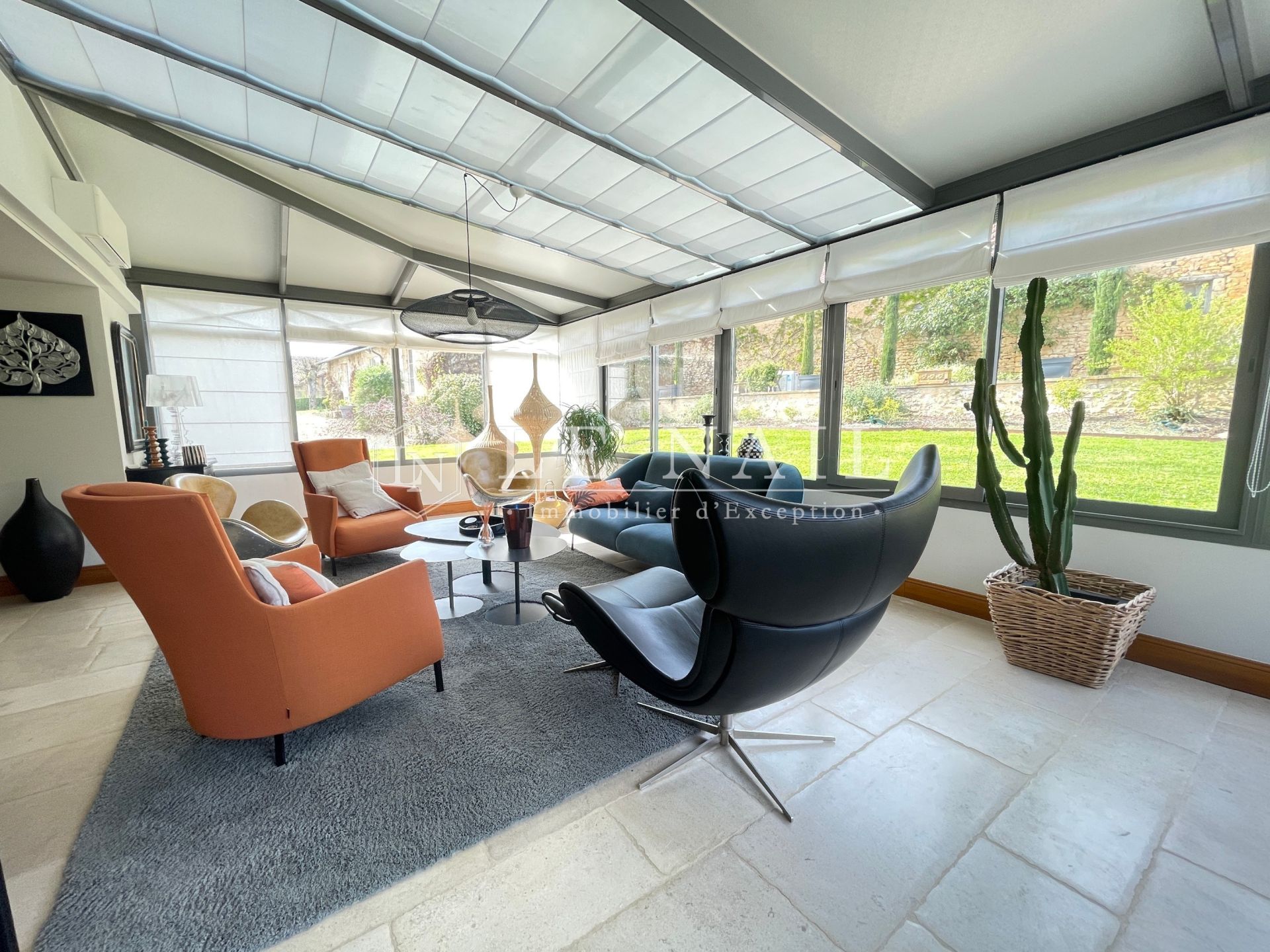 house 15 rooms for sale on POITIERS (86000)