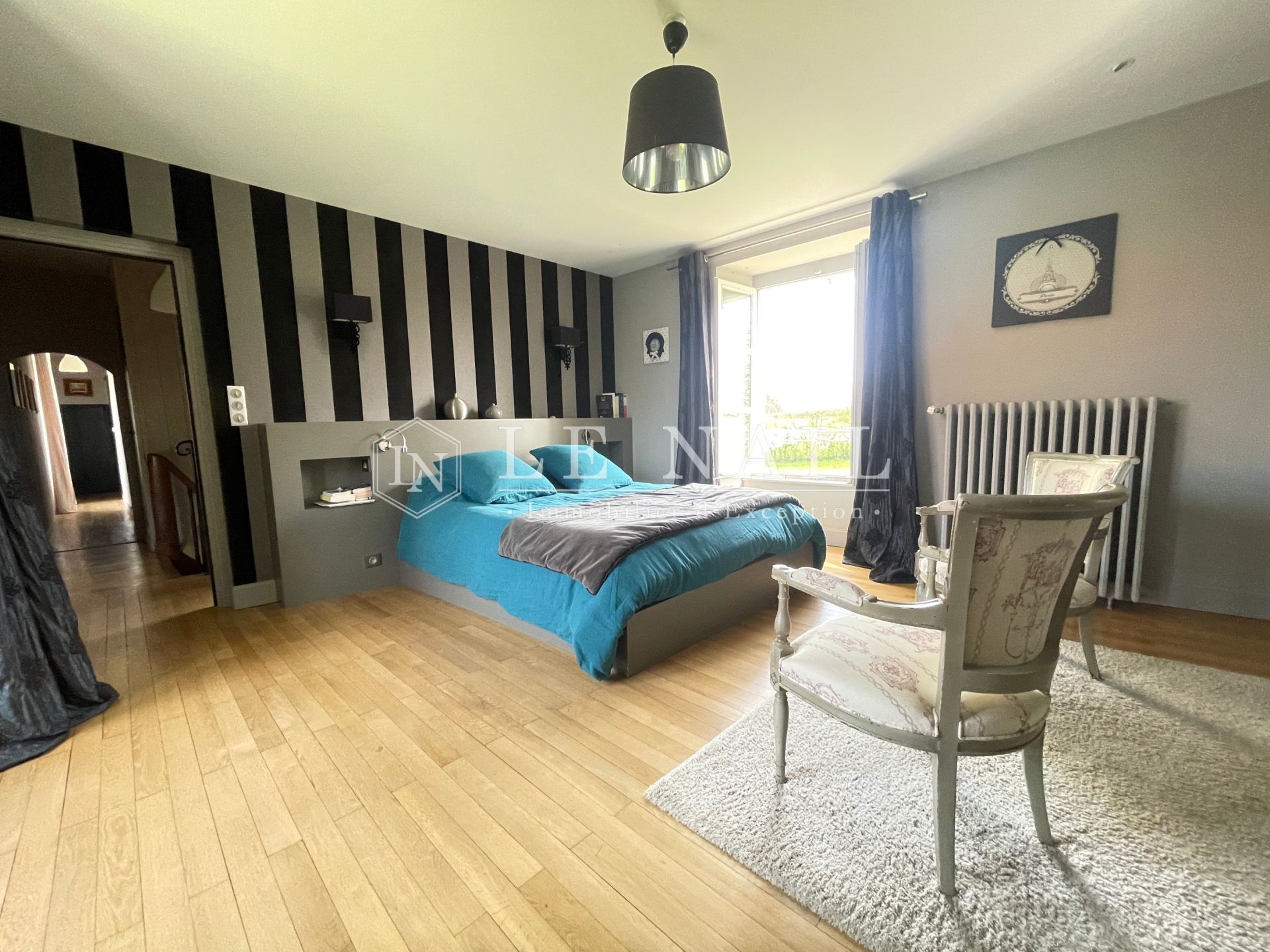 house 15 rooms for sale on POITIERS (86000)