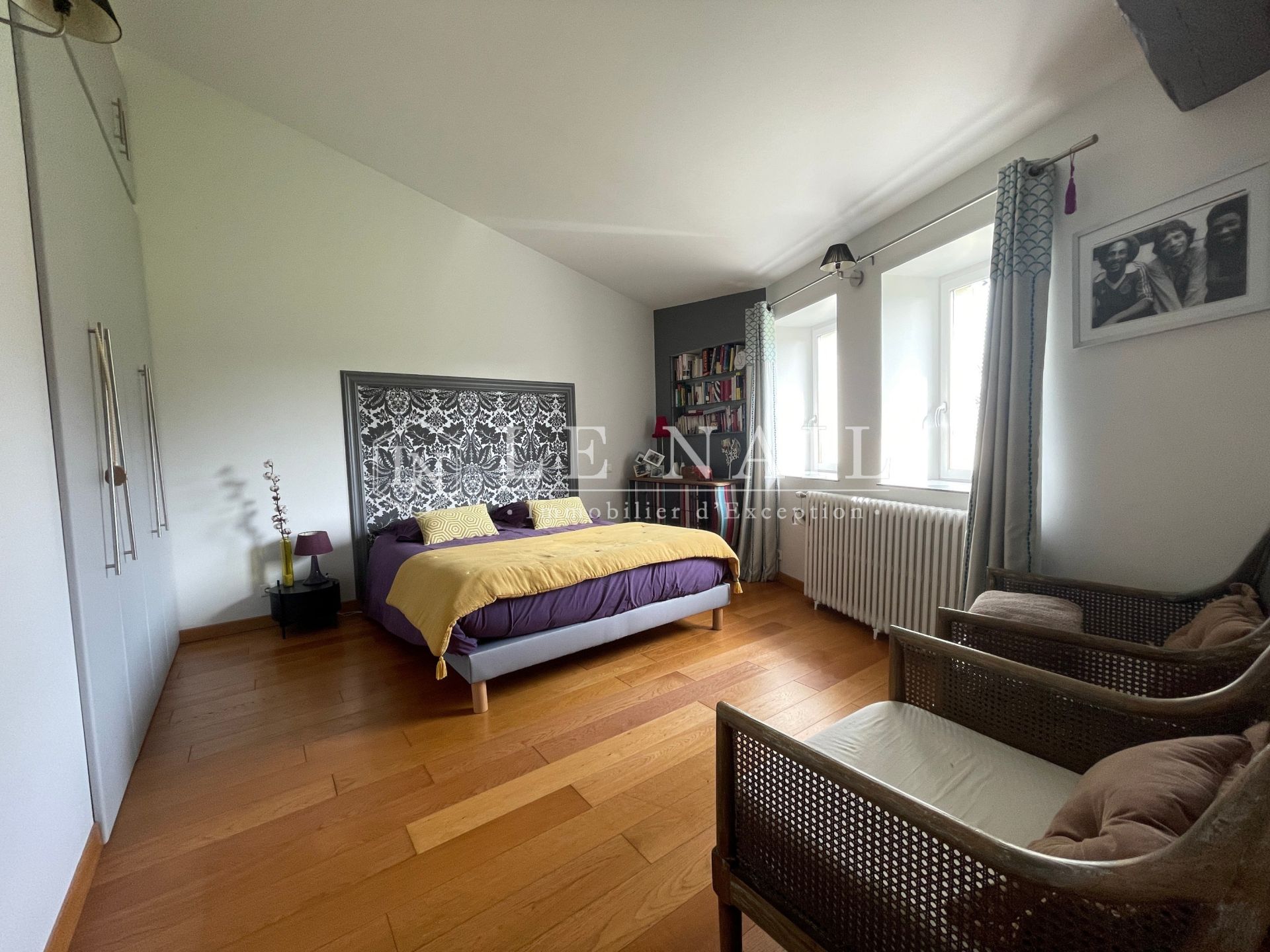 house 15 rooms for sale on POITIERS (86000)