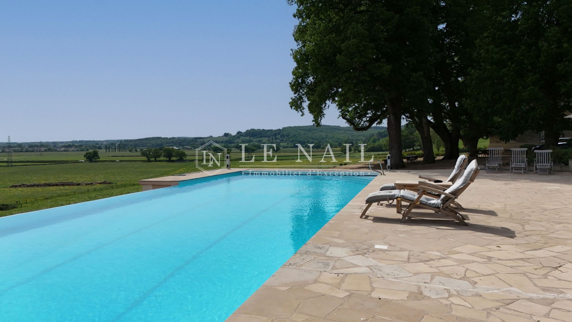 property 15 rooms for sale on PARAY LE MONIAL (71600)