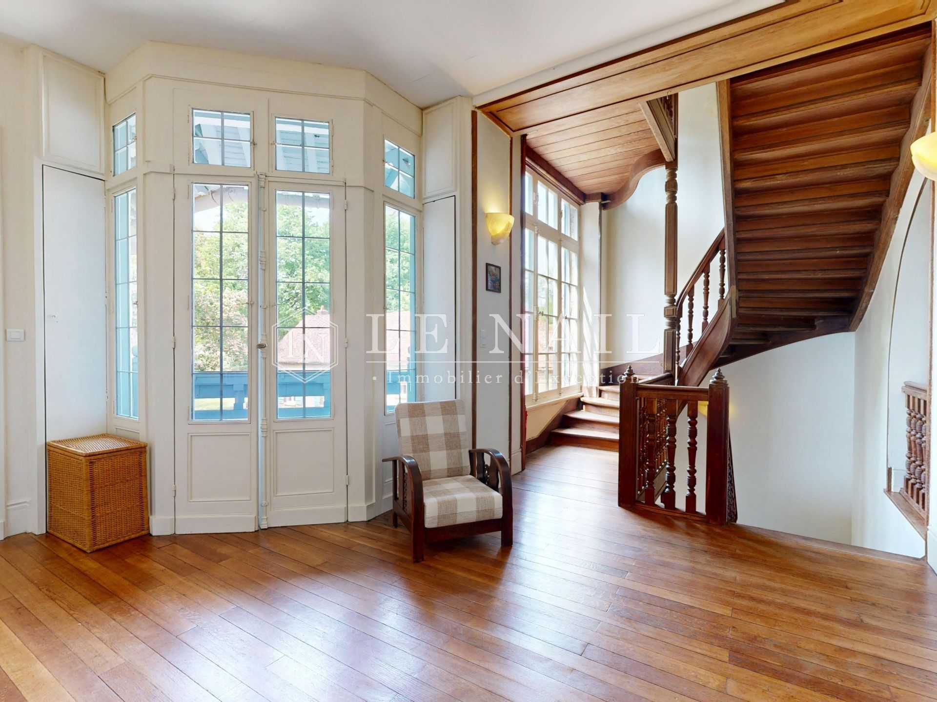 property 15 rooms for sale on PARAY LE MONIAL (71600)