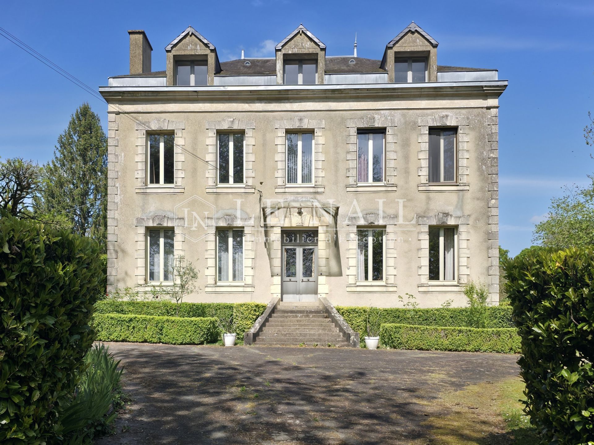 mansion 12 rooms for sale on MAMERS (72600)