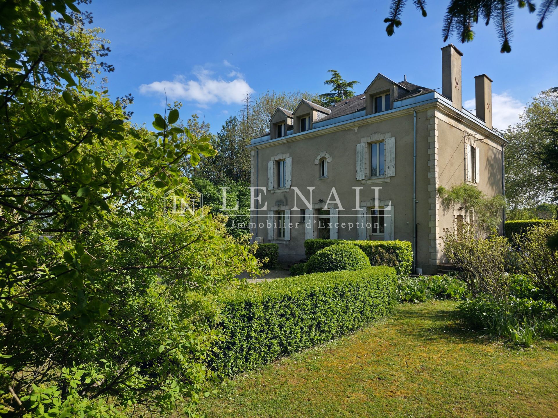 mansion 12 rooms for sale on MAMERS (72600)