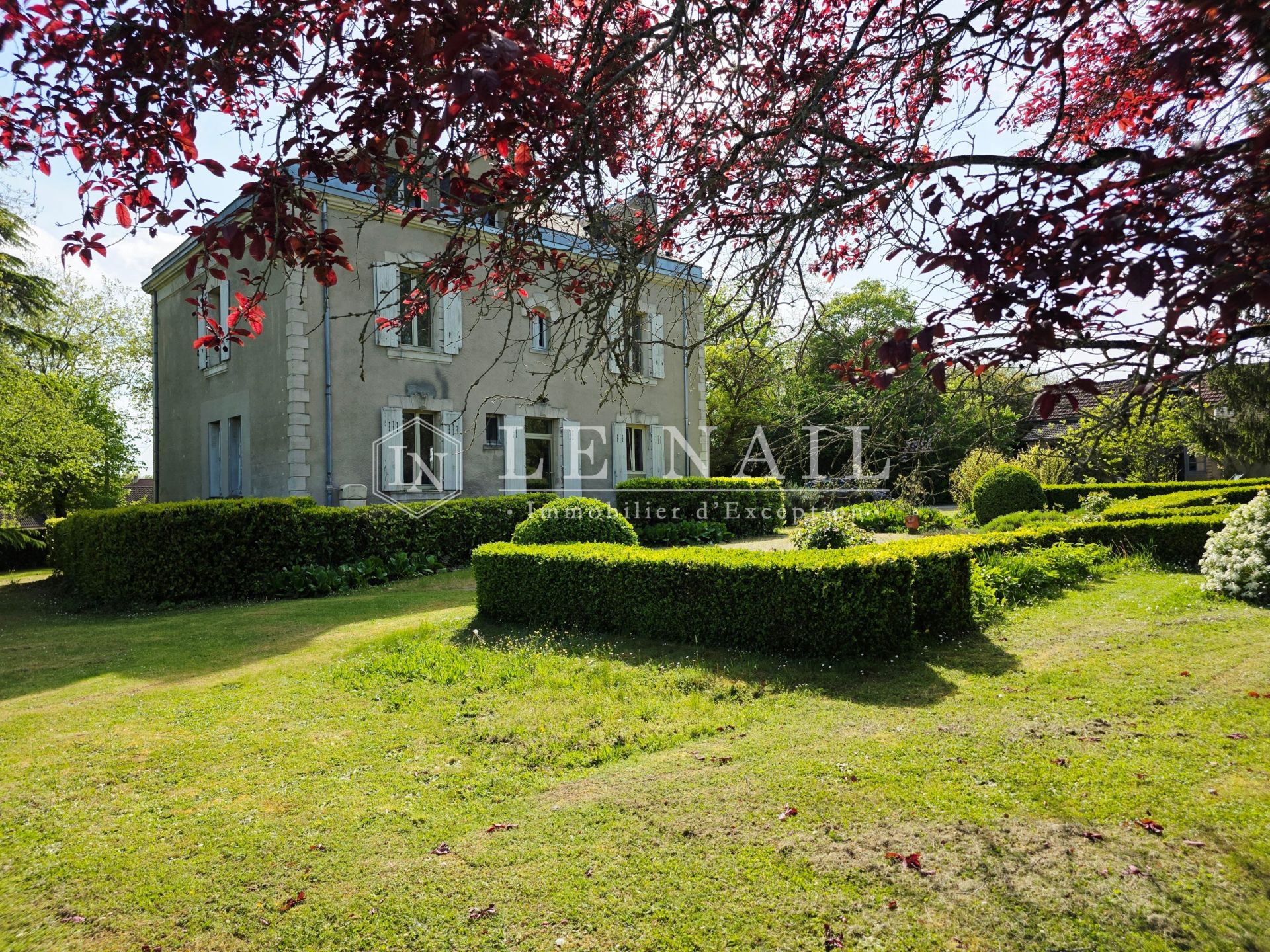 mansion 12 rooms for sale on MAMERS (72600)