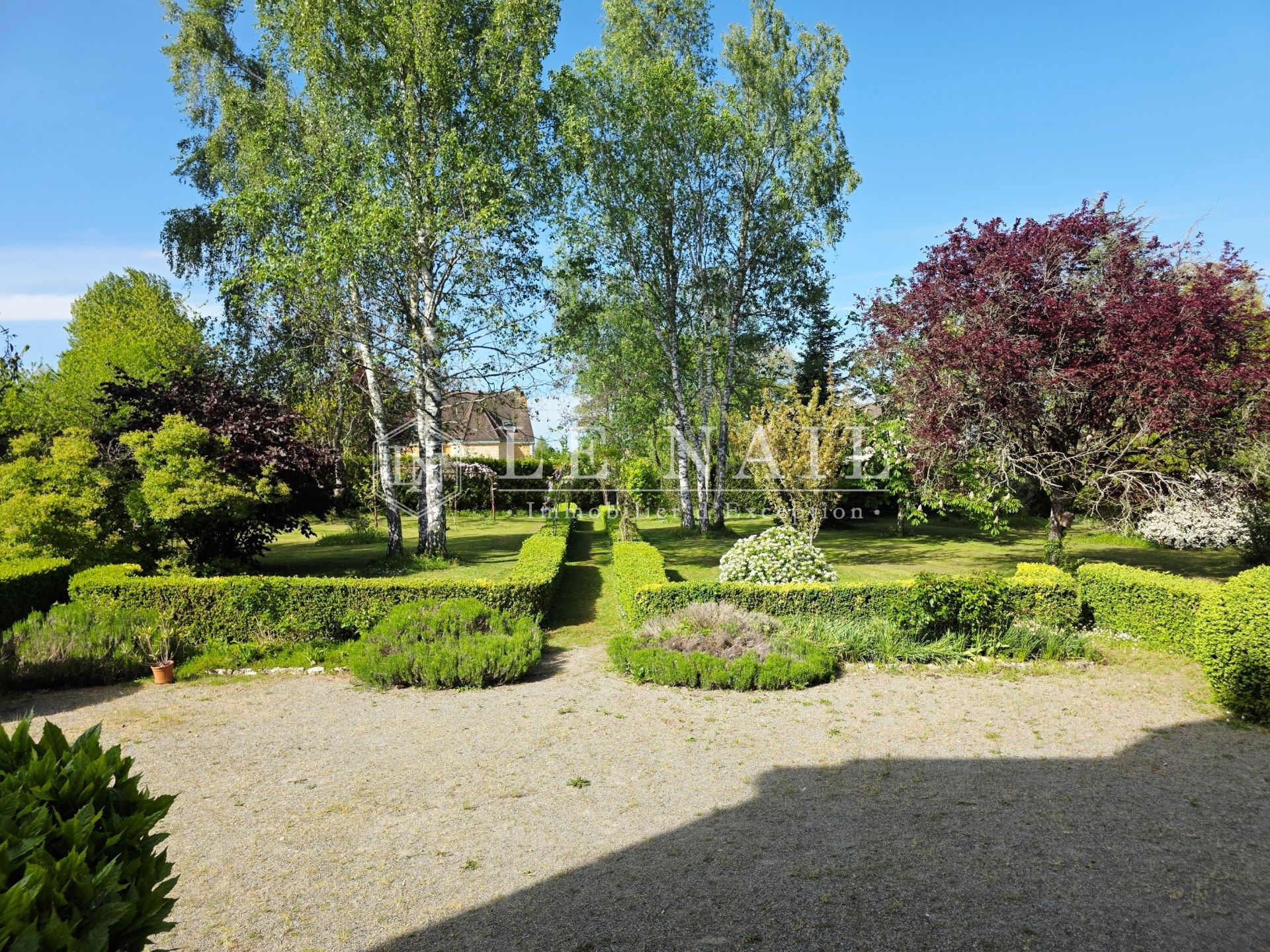 mansion 12 rooms for sale on MAMERS (72600)