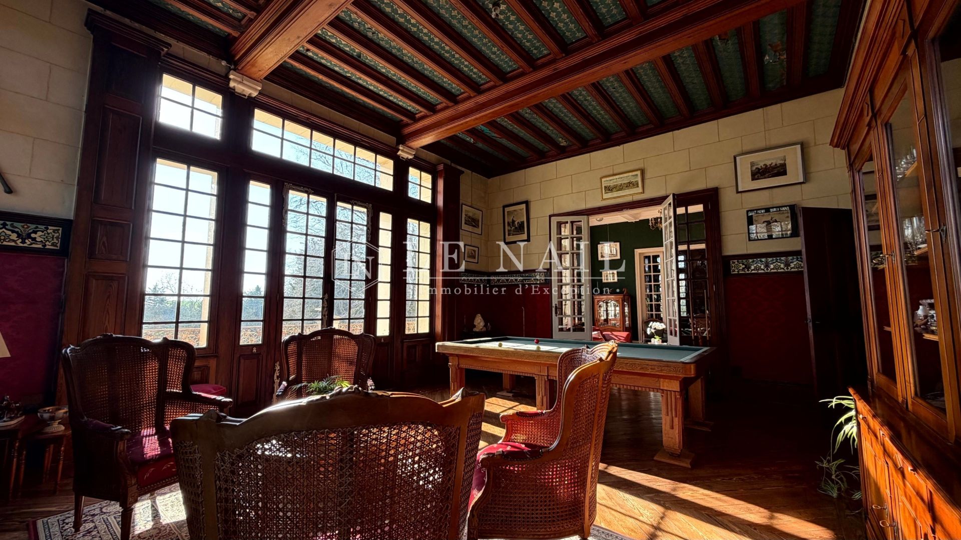 château 15 pièces en vente à CHINON (37500)