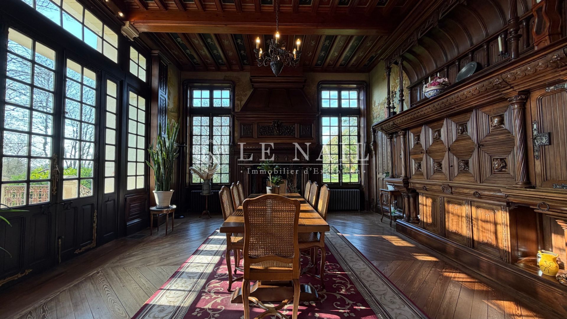 château 15 pièces en vente à CHINON (37500)