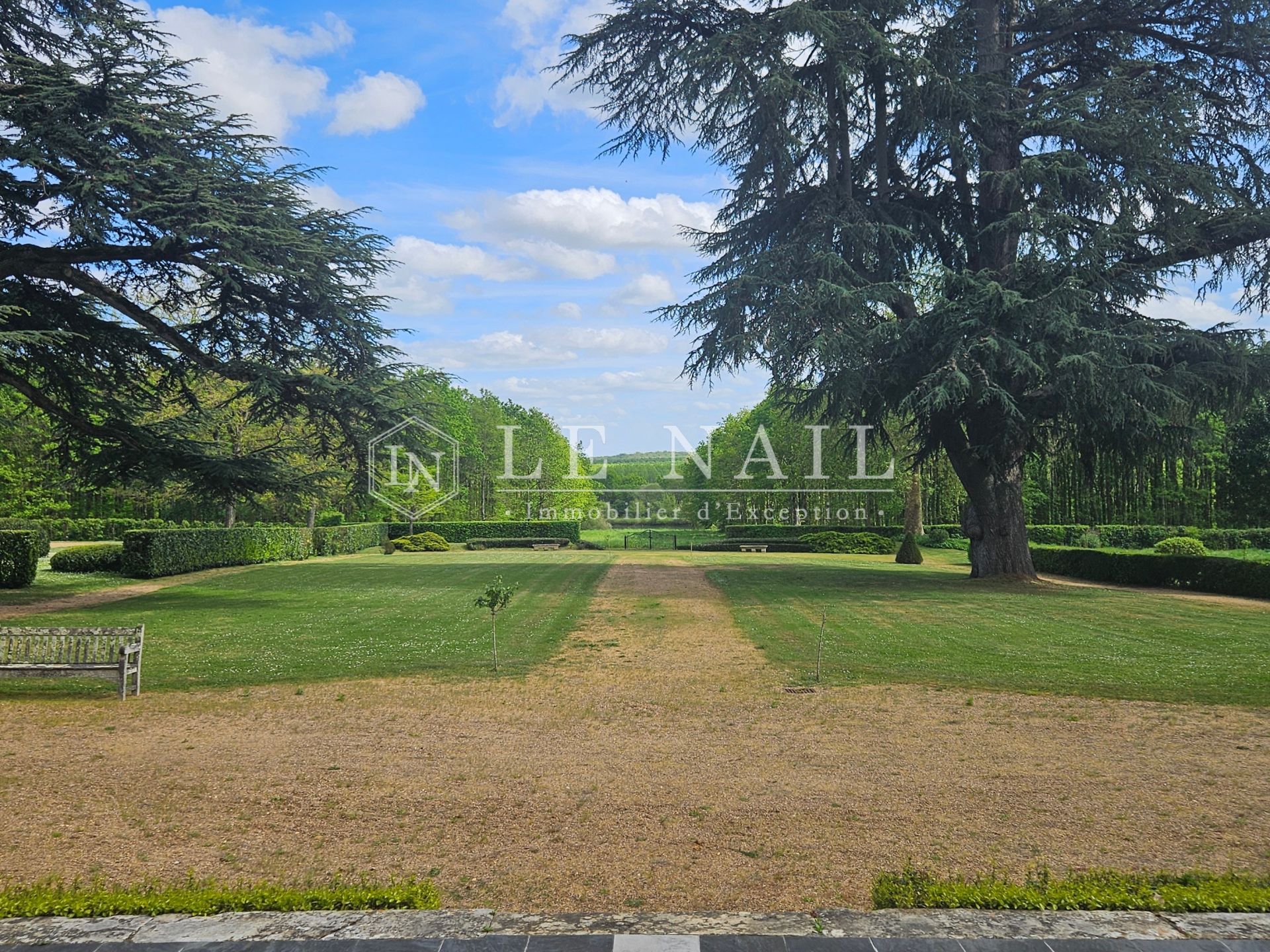 castle 19 rooms for sale on SABLE SUR SARTHE (72300)