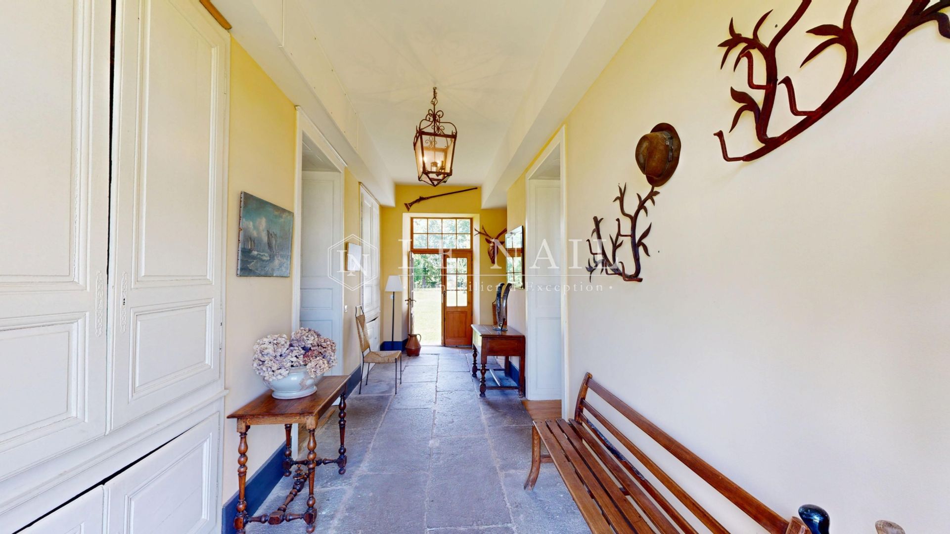 property 11 rooms for sale on MOULINS (03000)
