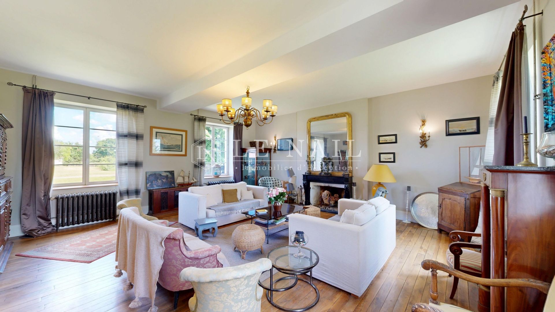 property 11 rooms for sale on MOULINS (03000)