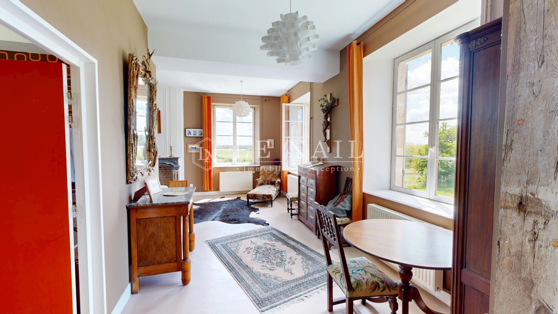 property 11 rooms for sale on MOULINS (03000)