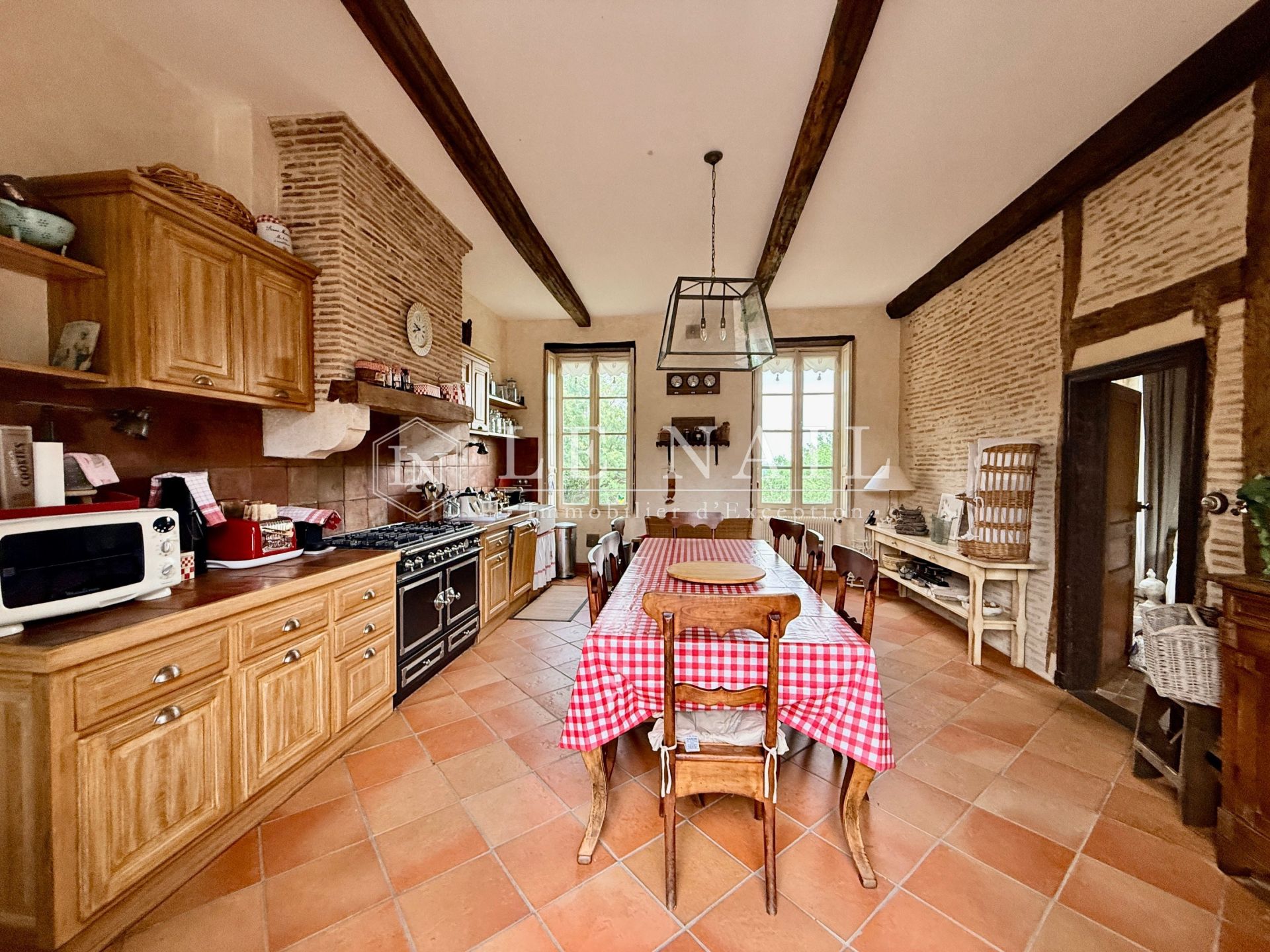 maison traditionnelle 11 pièces en vente à BERGERAC (24100)