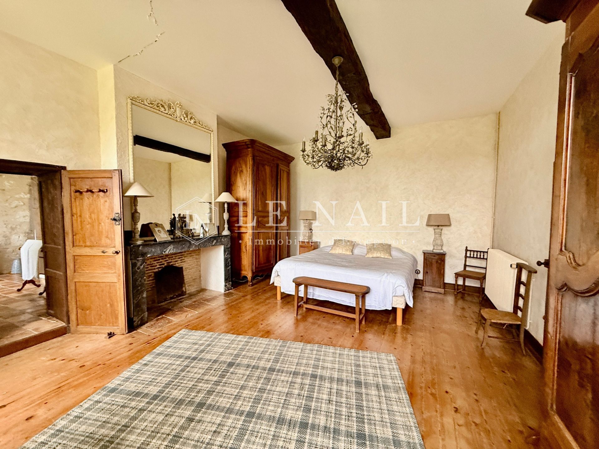 maison traditionnelle 11 pièces en vente à BERGERAC (24100)