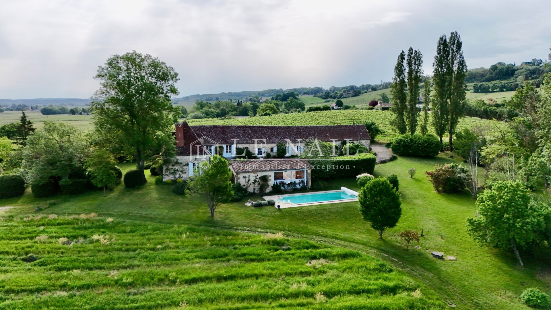 maison traditionnelle 11 pièces en vente à BERGERAC (24100)