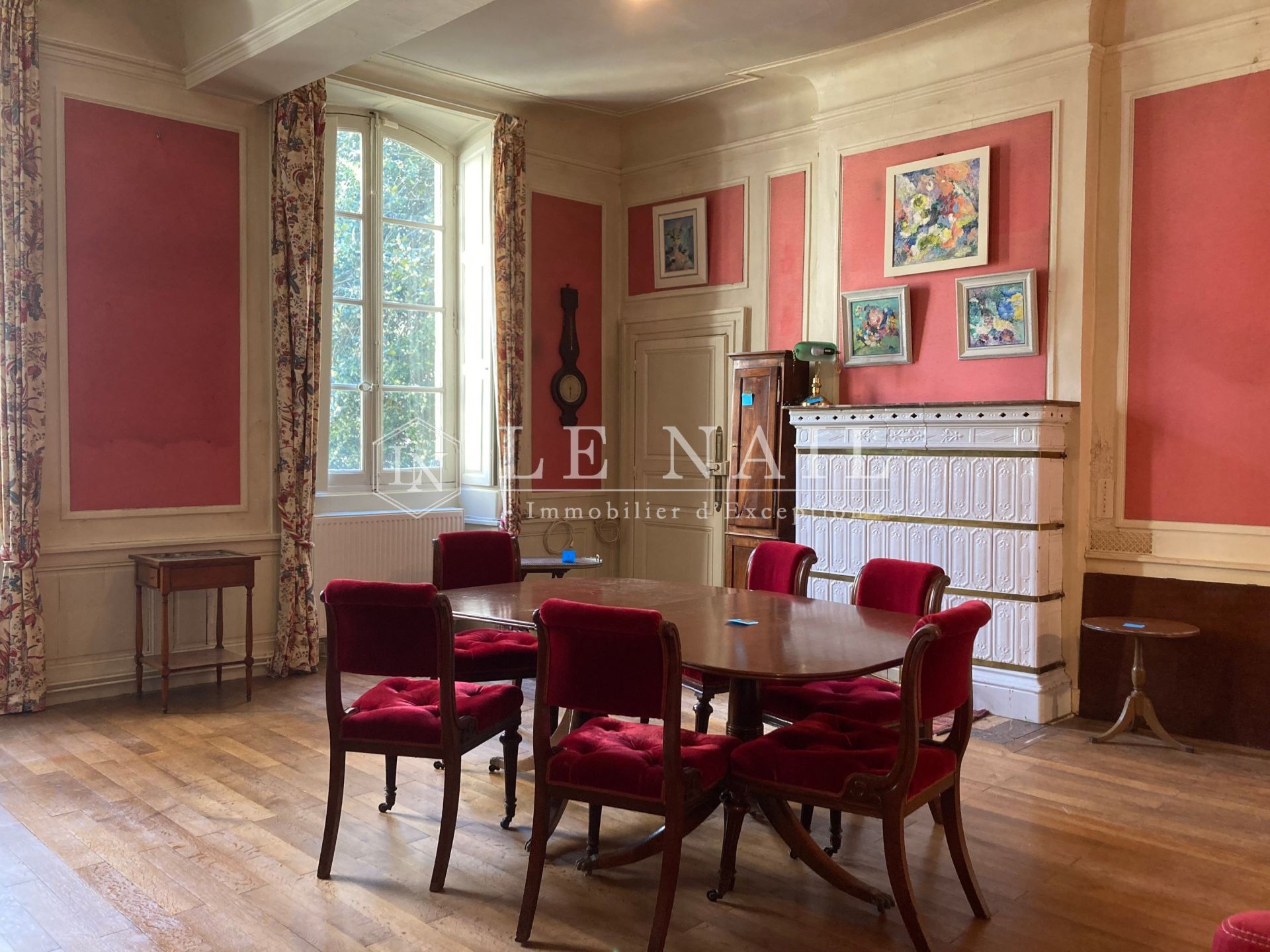 mansion (hôtel particulier) 12 rooms for sale on ISSOUDUN (36100)