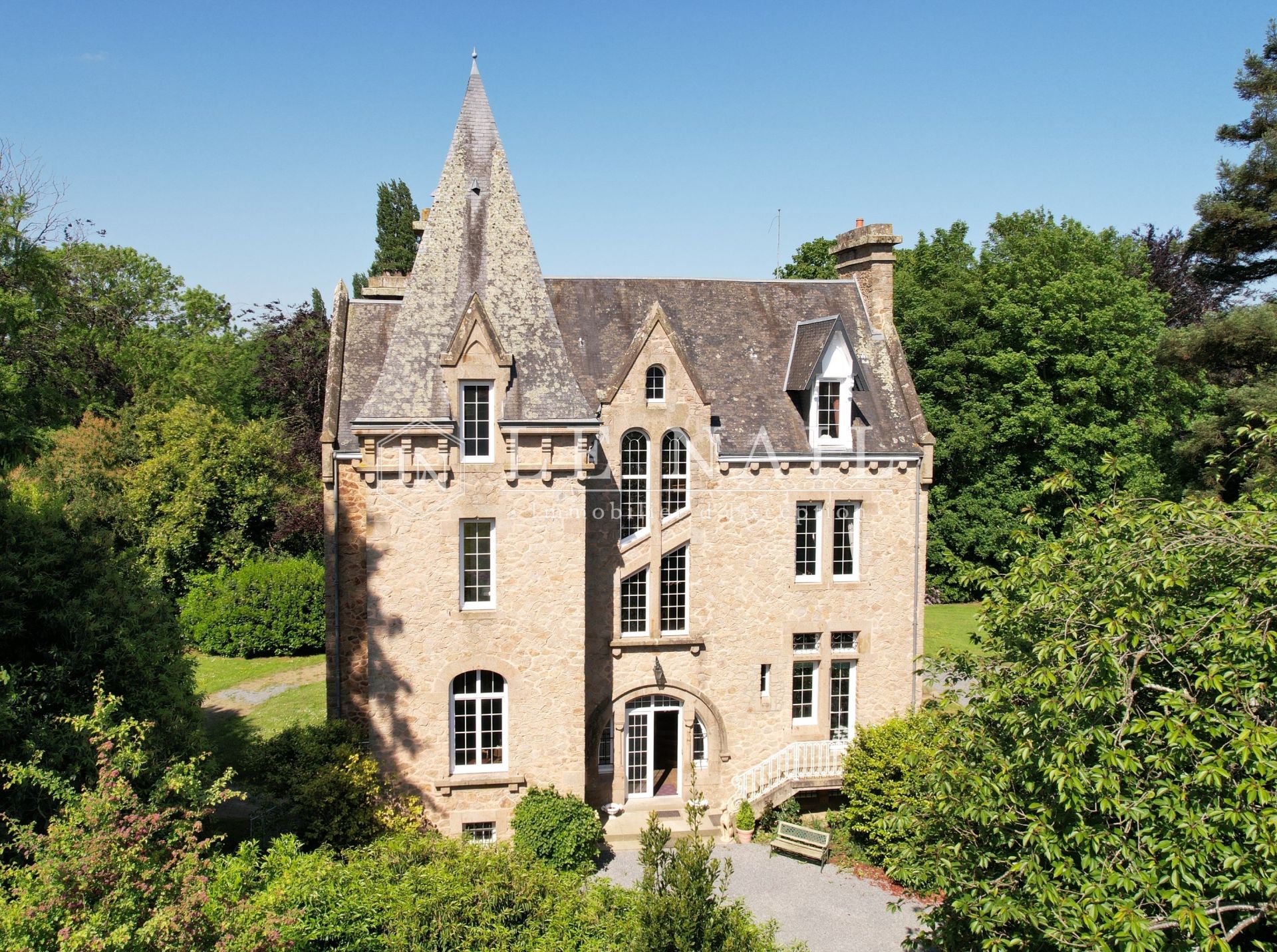 manor house 15 rooms for sale on ST HILAIRE DU HARCOUET (50600)