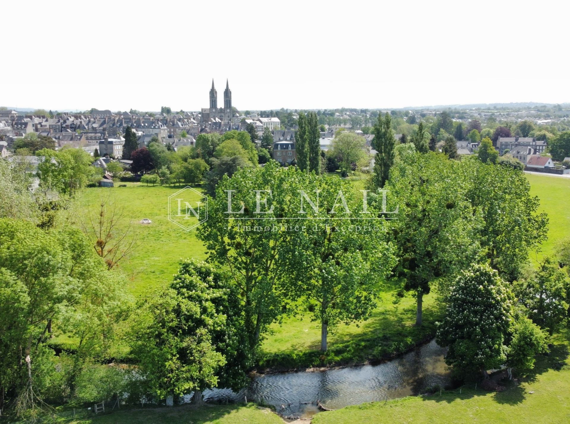 manor house 15 rooms for sale on ST HILAIRE DU HARCOUET (50600)