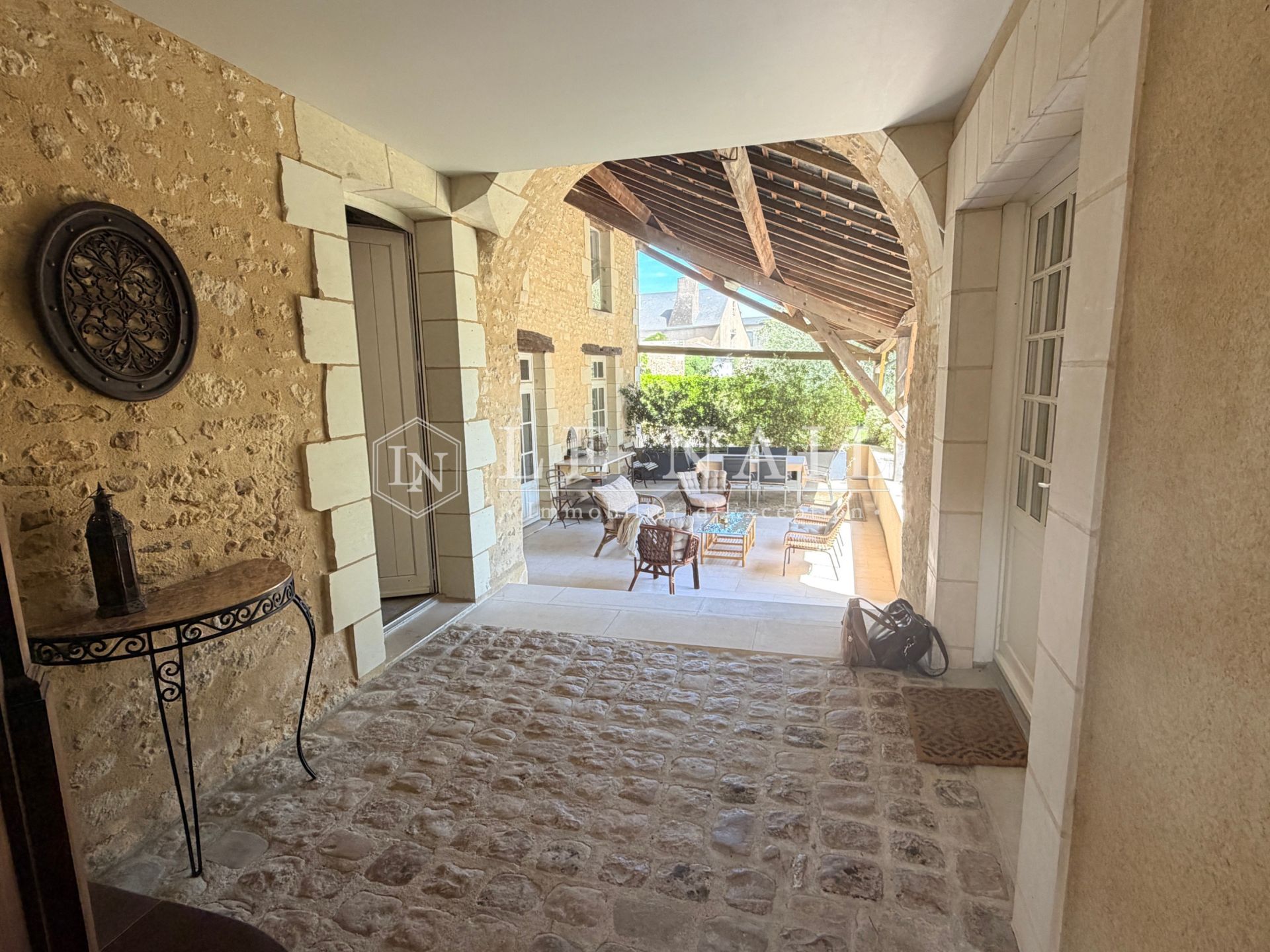 hôtel particulier 10 pièces en vente à SAUMUR (49400)