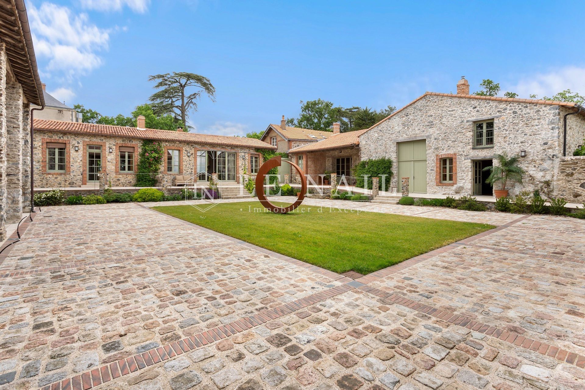 propriété 9 pièces en vente à CLISSON (44190)