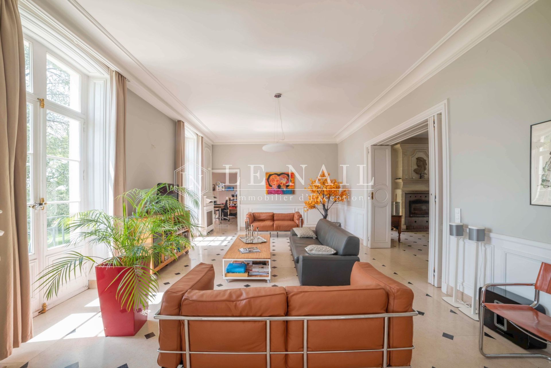 castle 13 rooms for sale on BOURGES (18000)