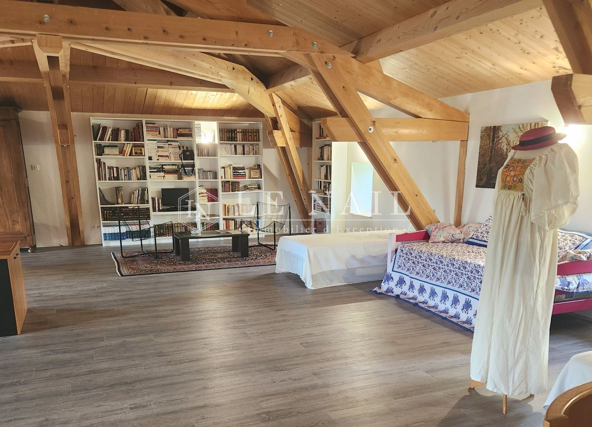 maison 7 pièces en vente à ST BONNET LE CHATEAU (42380)