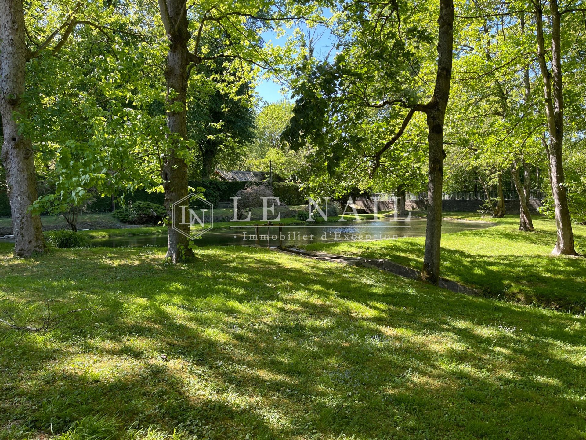moulin 11 pièces en vente à MELUN (77000)