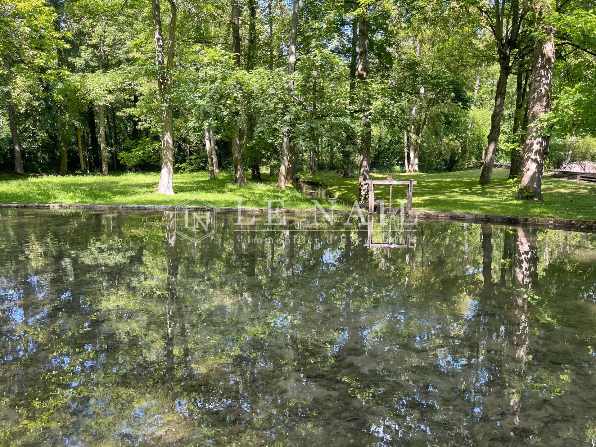 moulin 11 pièces en vente à MELUN (77000)