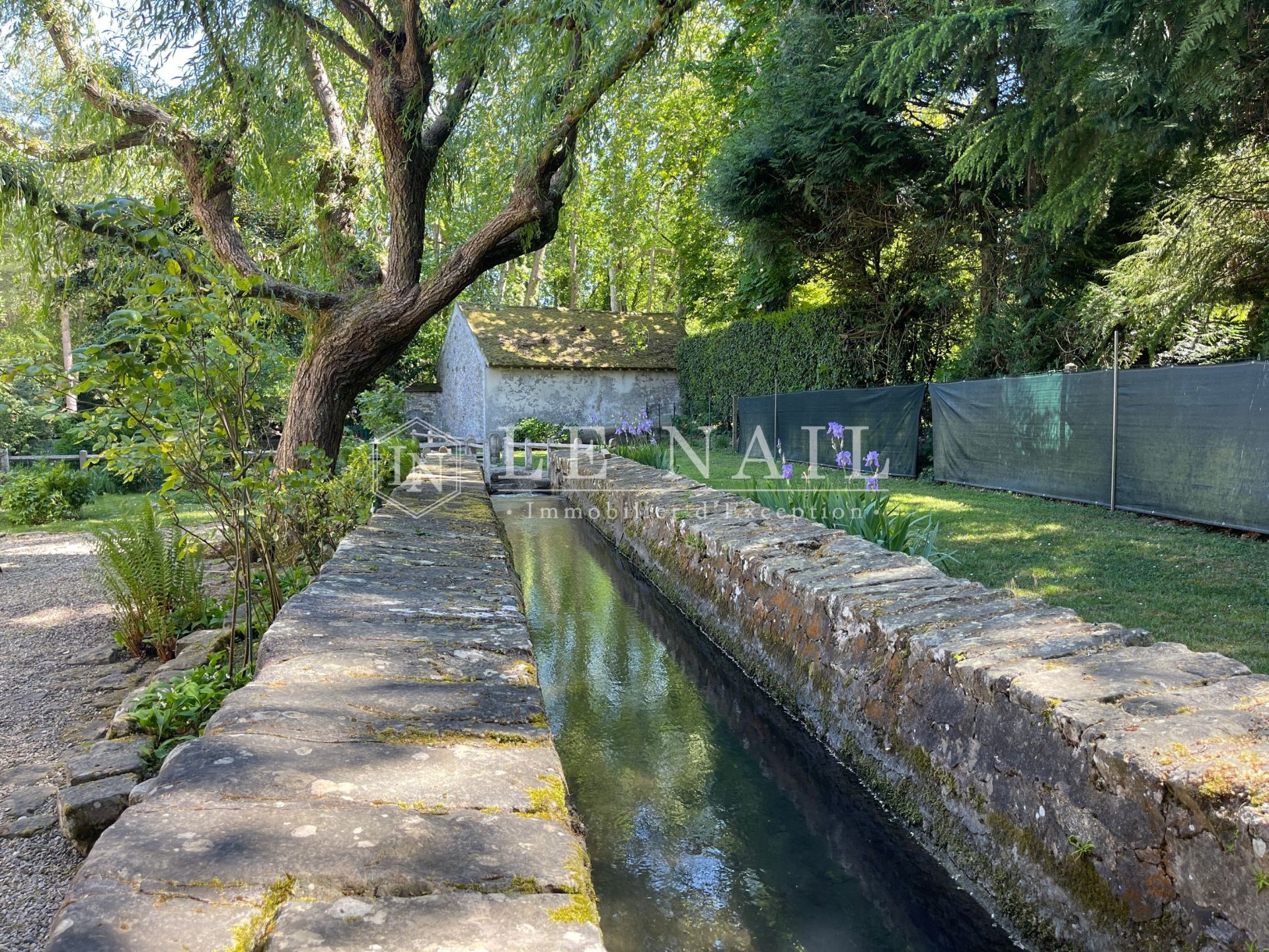 moulin 11 pièces en vente à MELUN (77000)