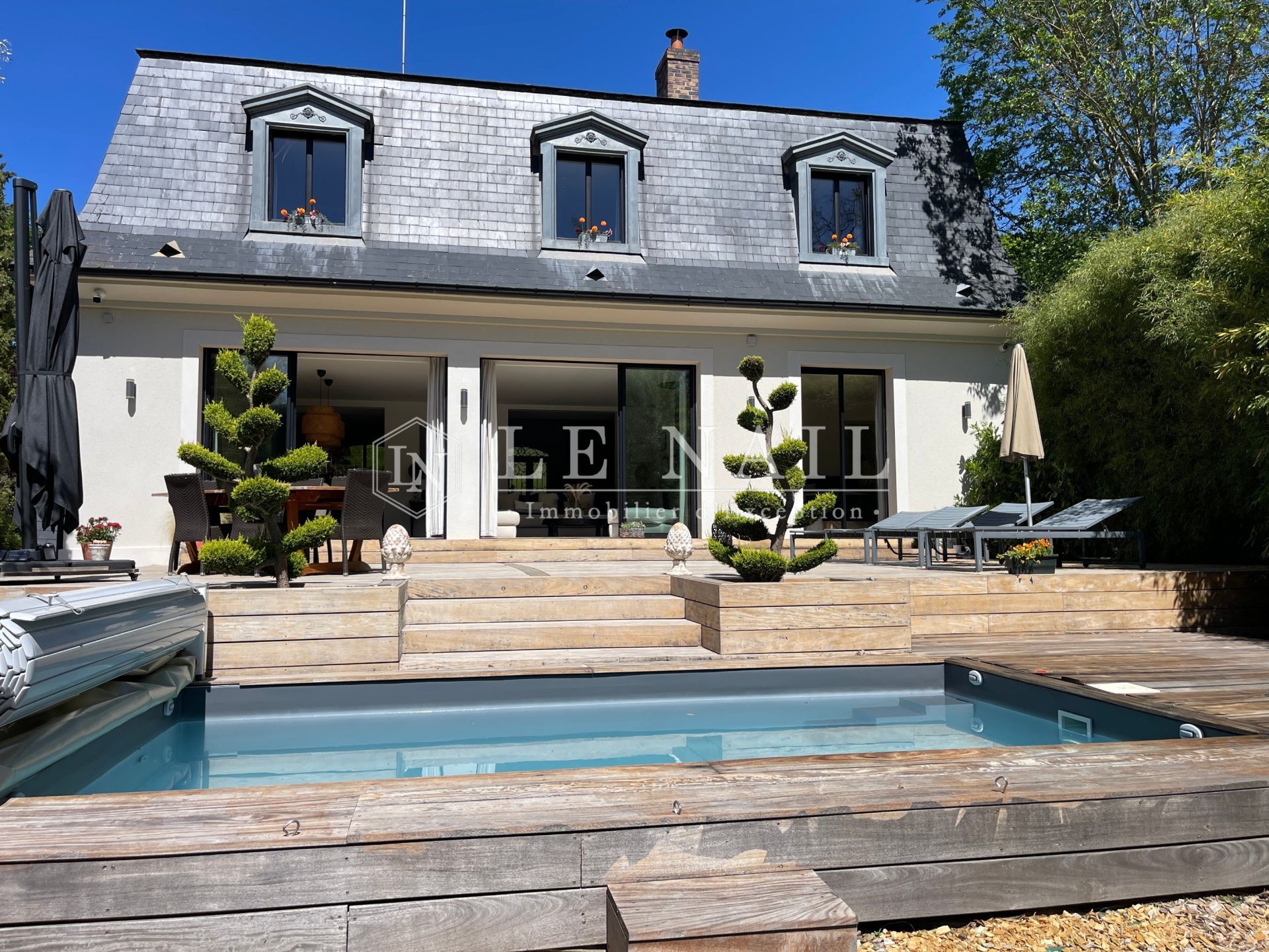 villa 7 rooms for sale on MELUN (77000)