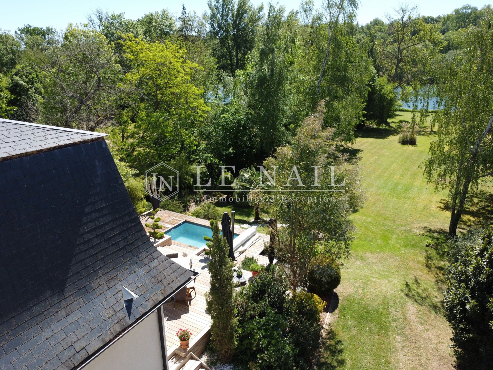 villa 7 rooms for sale on MELUN (77000)