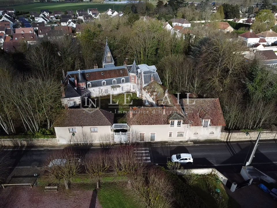 manor house 25 rooms for sale on BRIE COMTE ROBERT (77170)