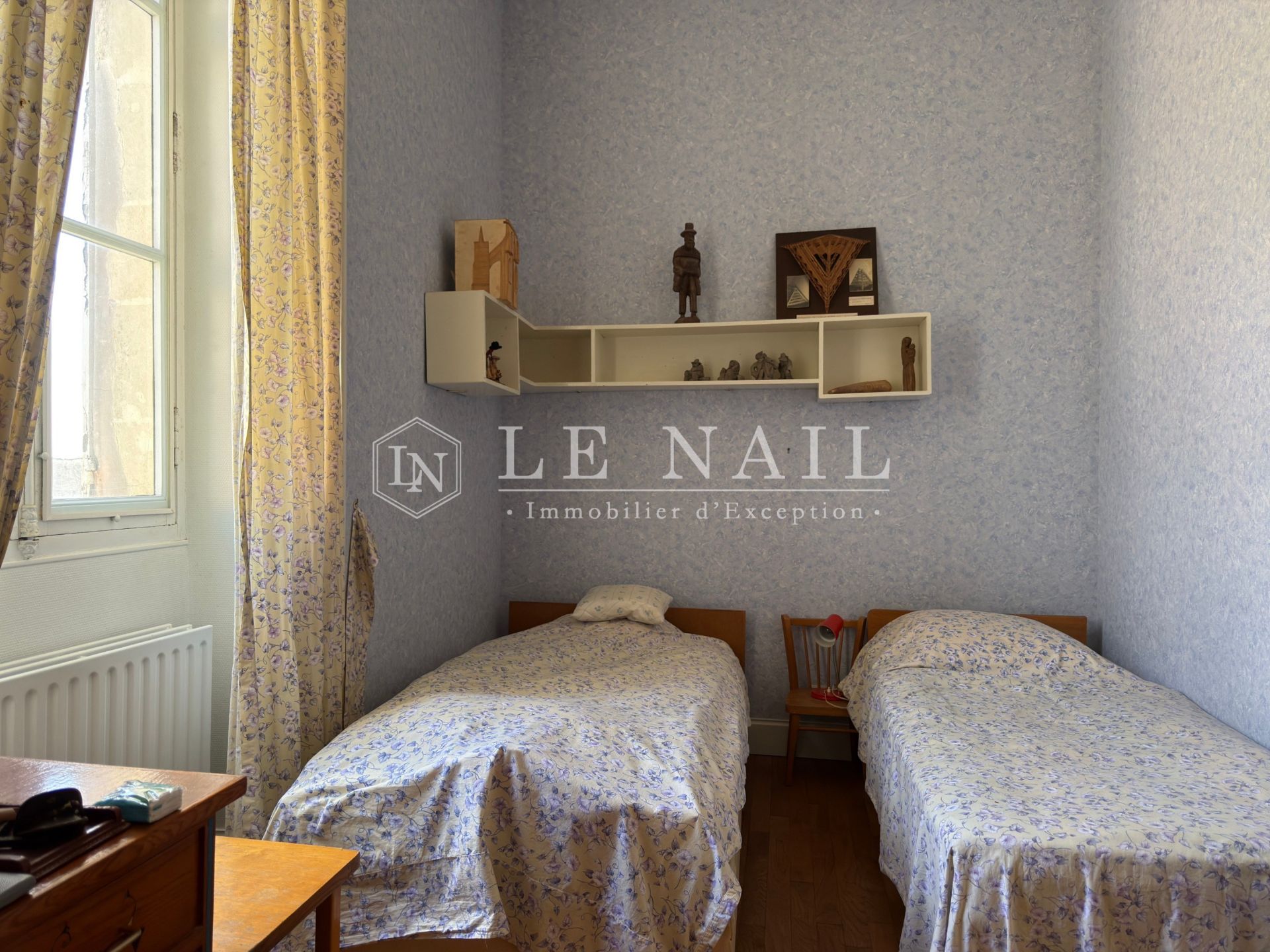 maison de ville 11 pièces en vente à CHATEAU GONTIER (53200)