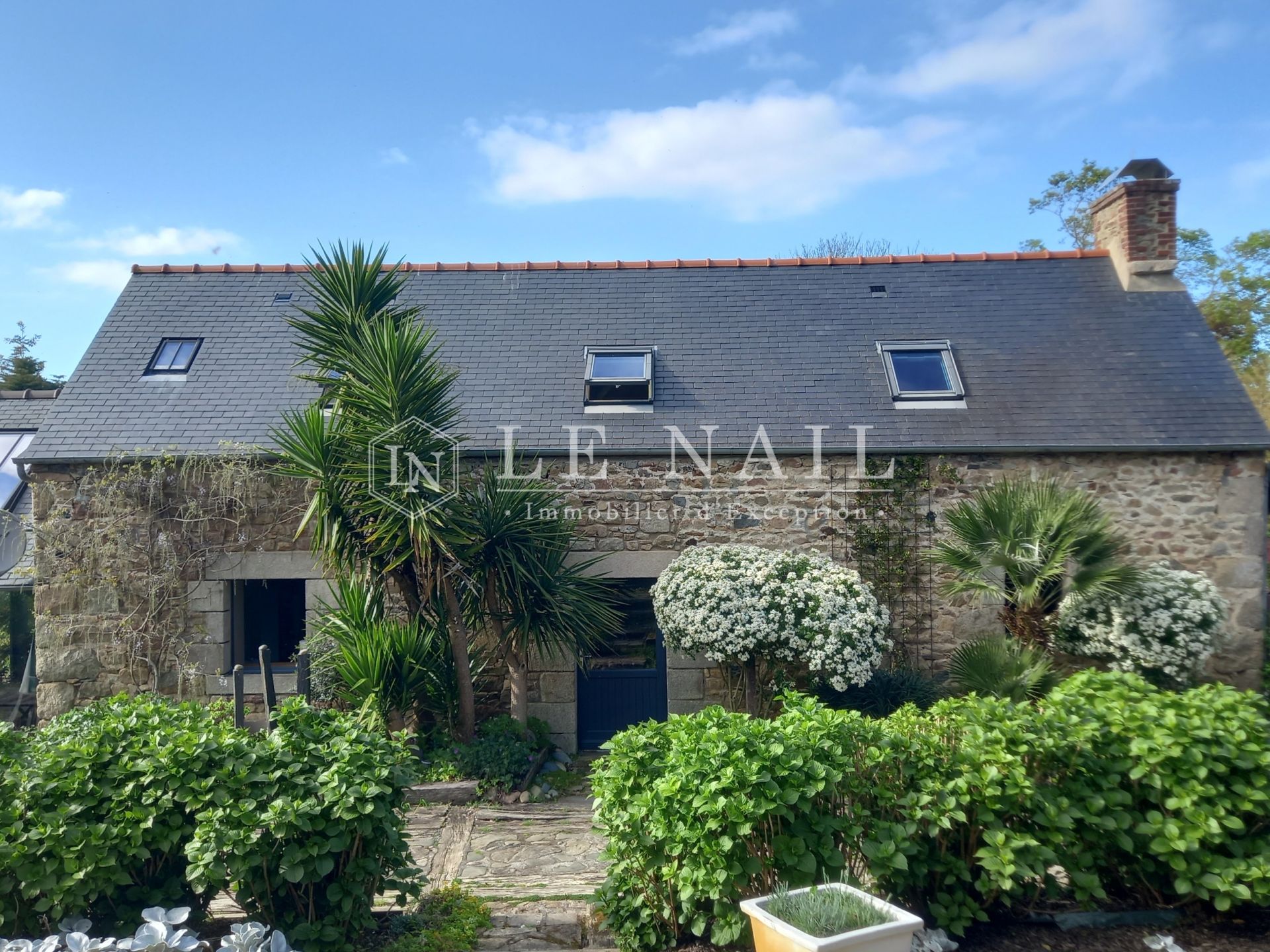 property 10 rooms for sale on PORT BLANC (22710)