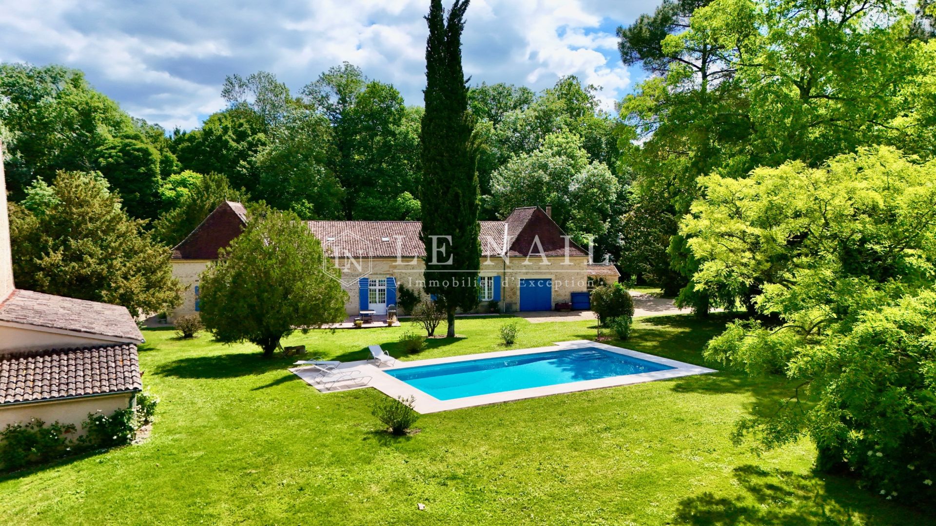 property 10 rooms for sale on BERGERAC (24100)