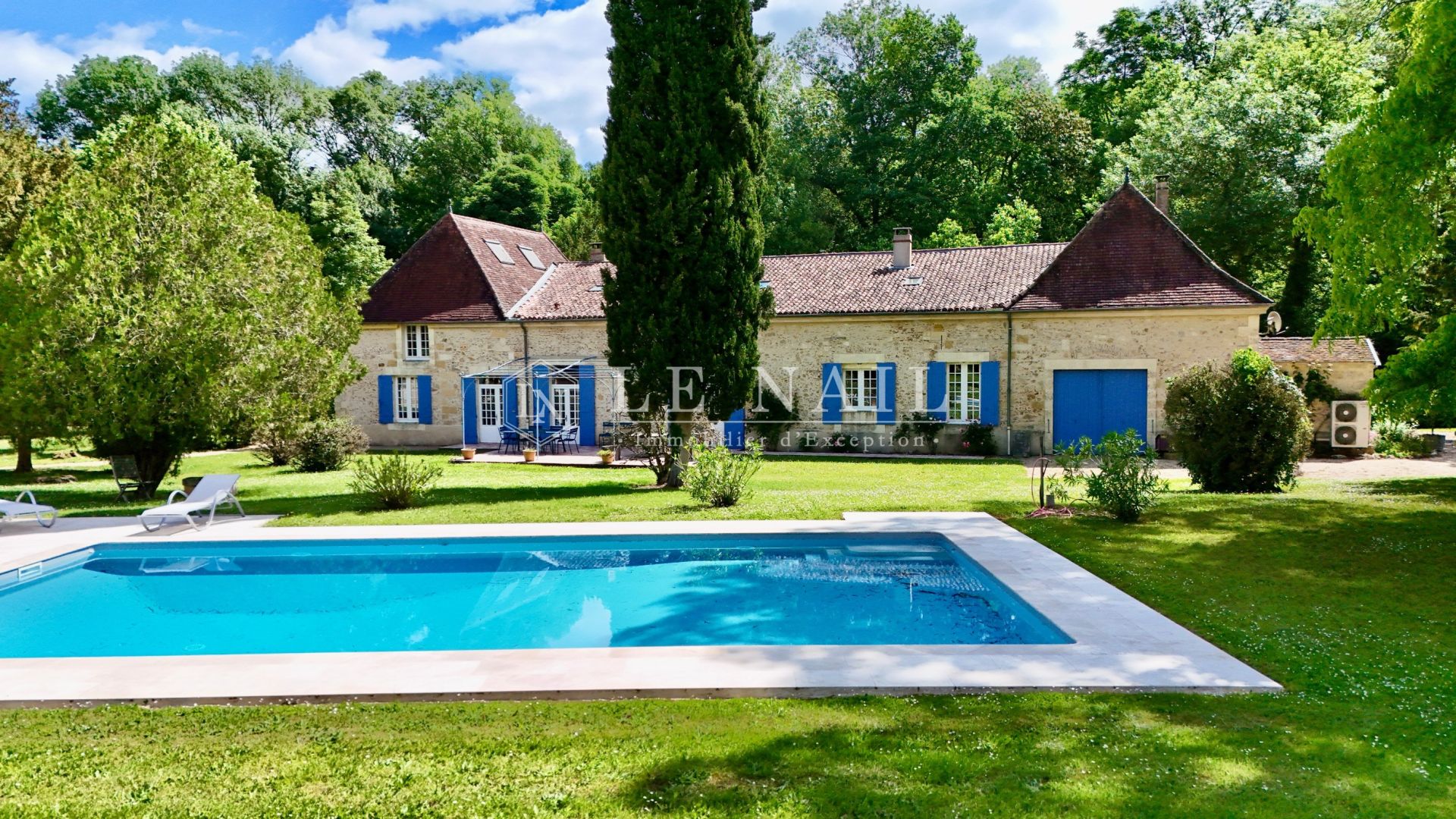 property 10 rooms for sale on BERGERAC (24100)