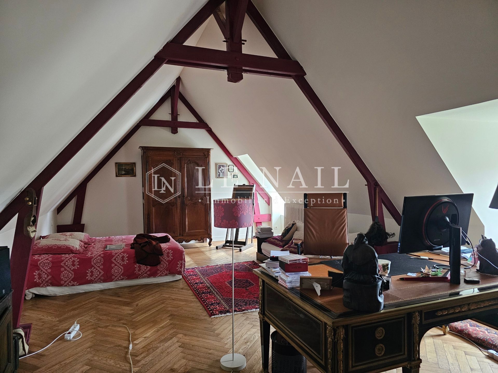 mansion 6 rooms for sale on TIERCE (49125)