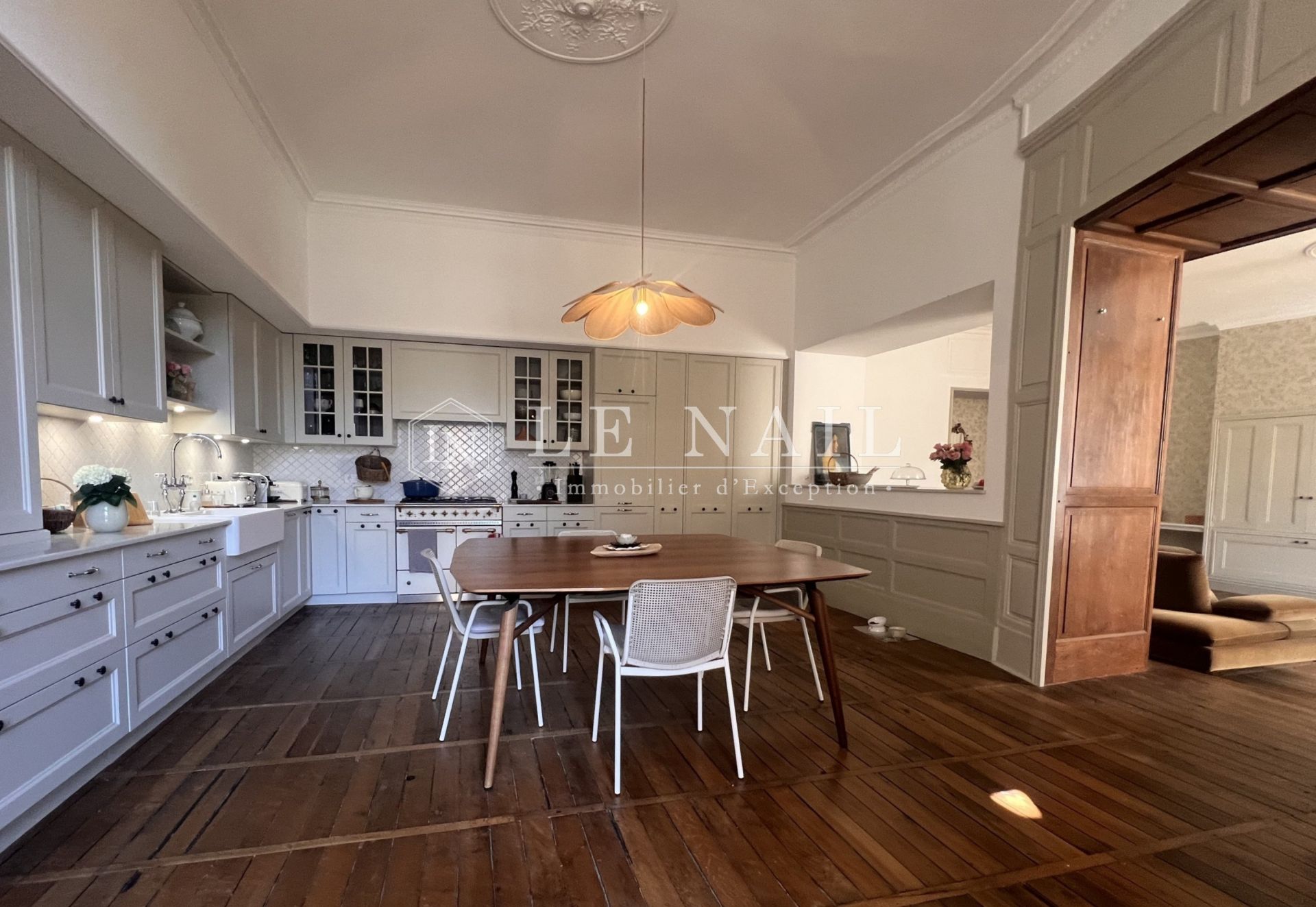 hôtel particulier 8 pièces en vente à POITIERS (86000)