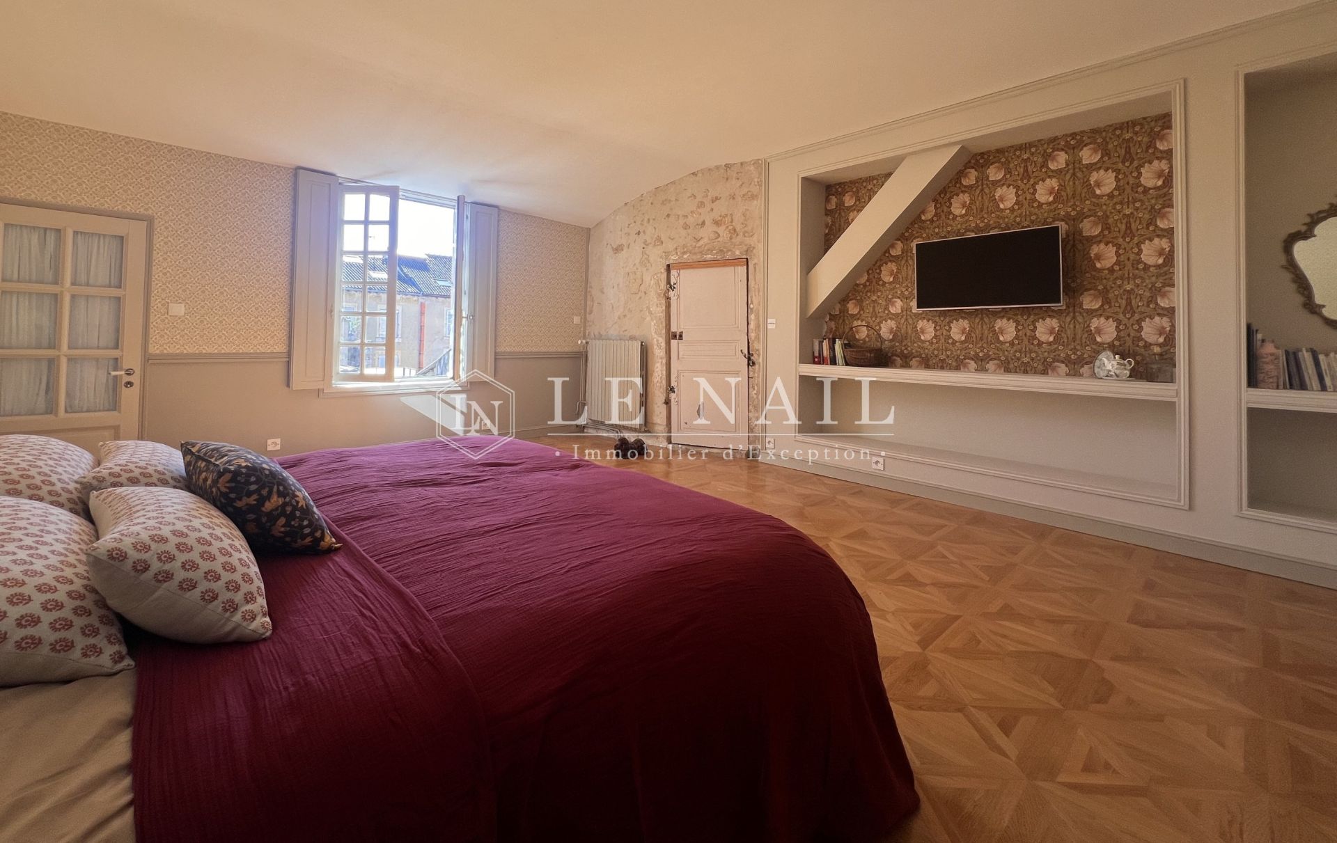 hôtel particulier 8 pièces en vente à POITIERS (86000)