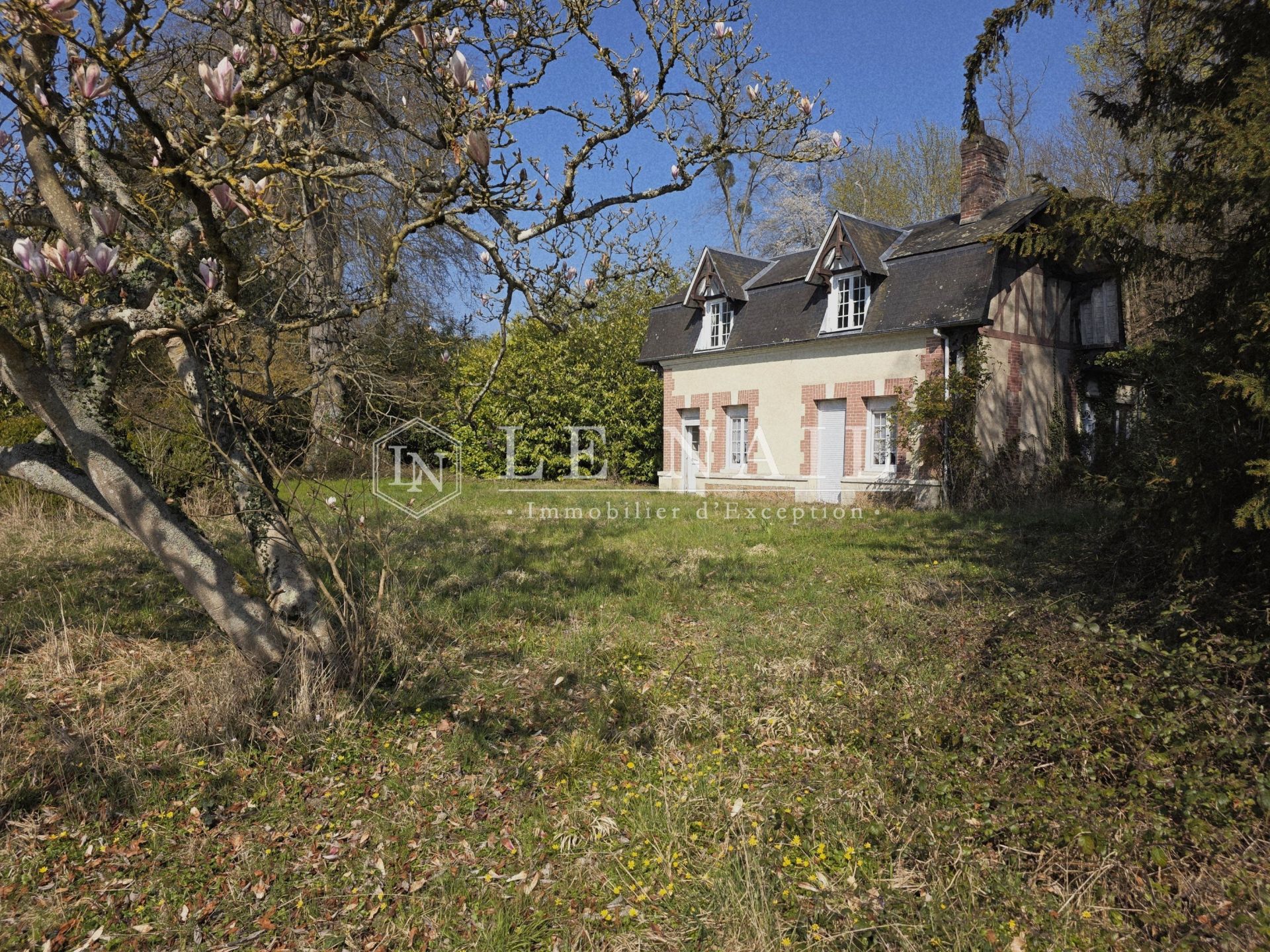 château 19 pièces en vente à BEAUMONT LE ROGER (27170)