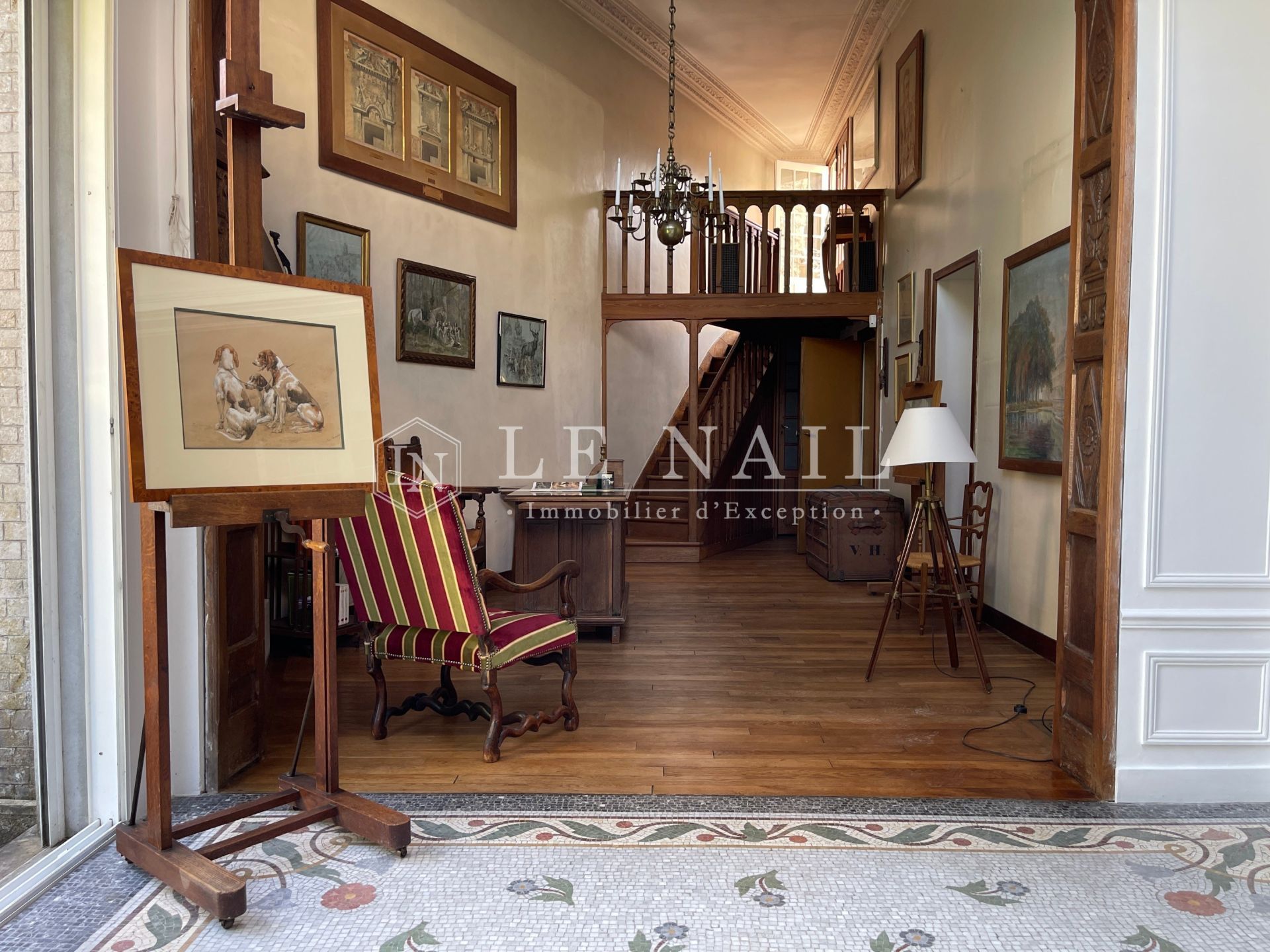 villa 11 rooms for sale on FONTAINEBLEAU (77300)