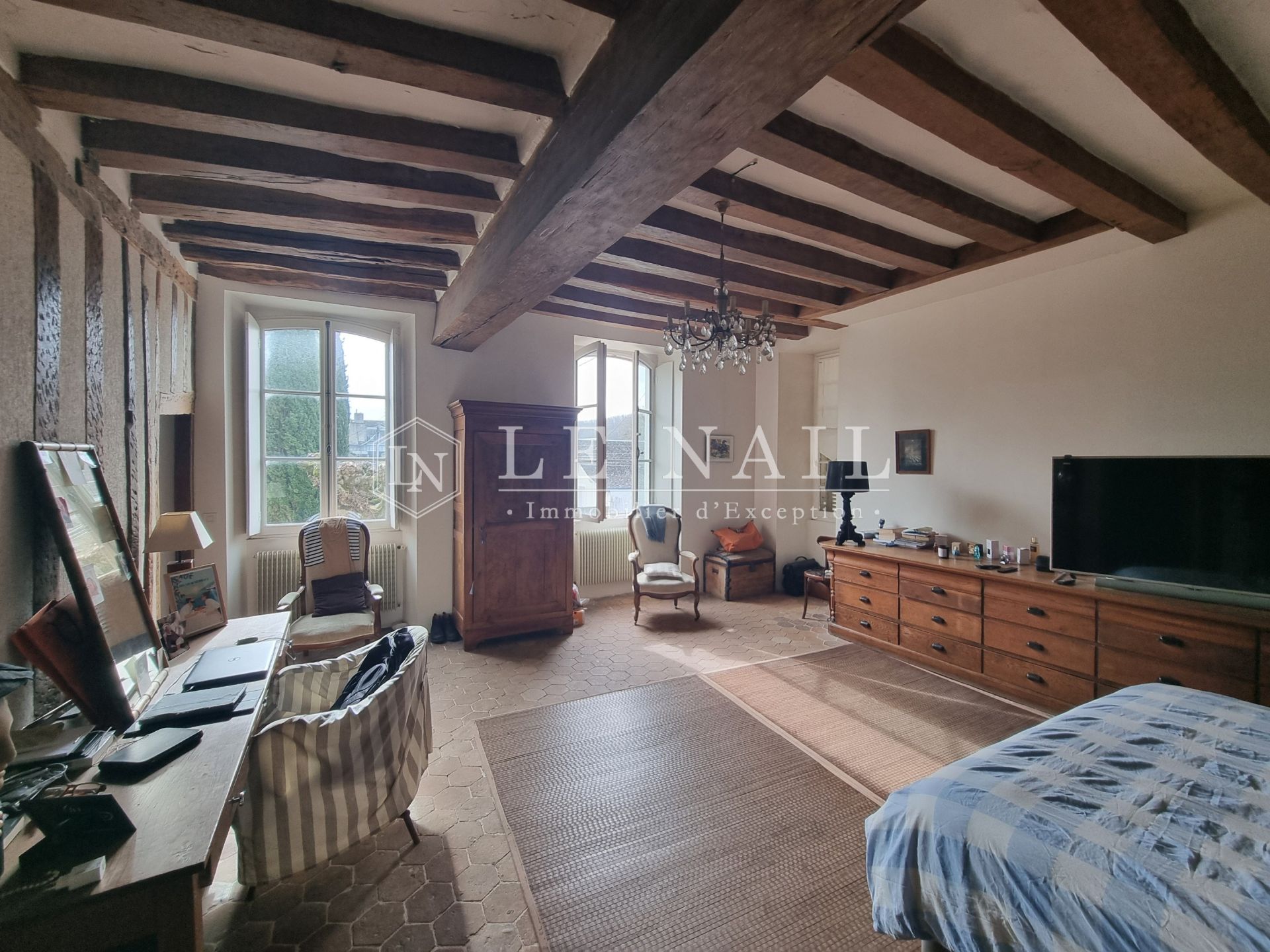 house 11 rooms for sale on MONTOIRE SUR LE LOIR (41800)