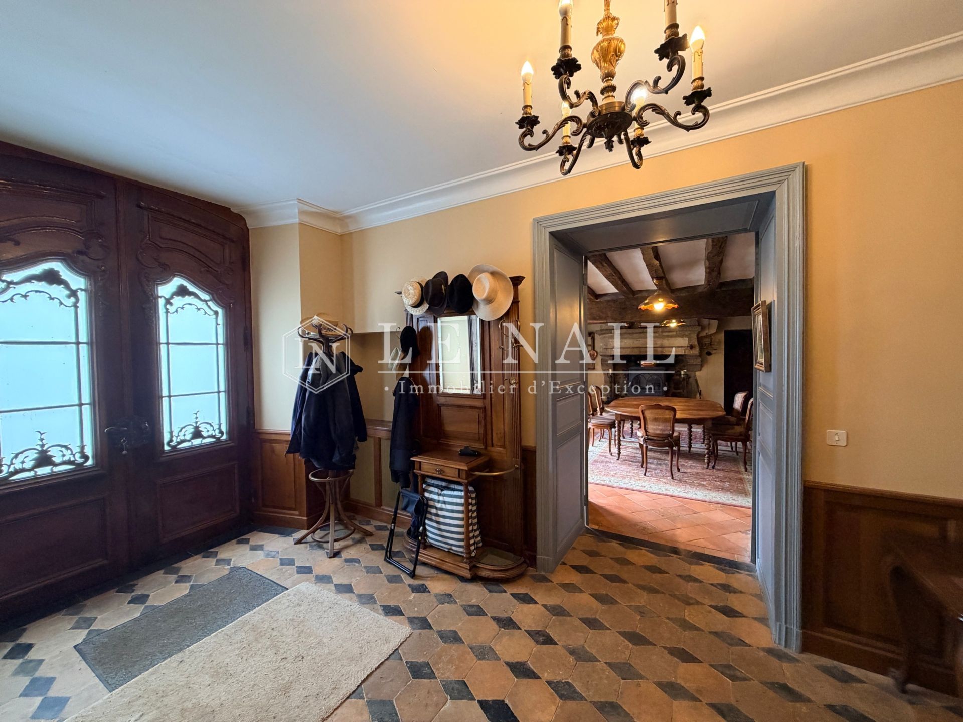 propriété 12 pièces en vente à THOUARS (79100)