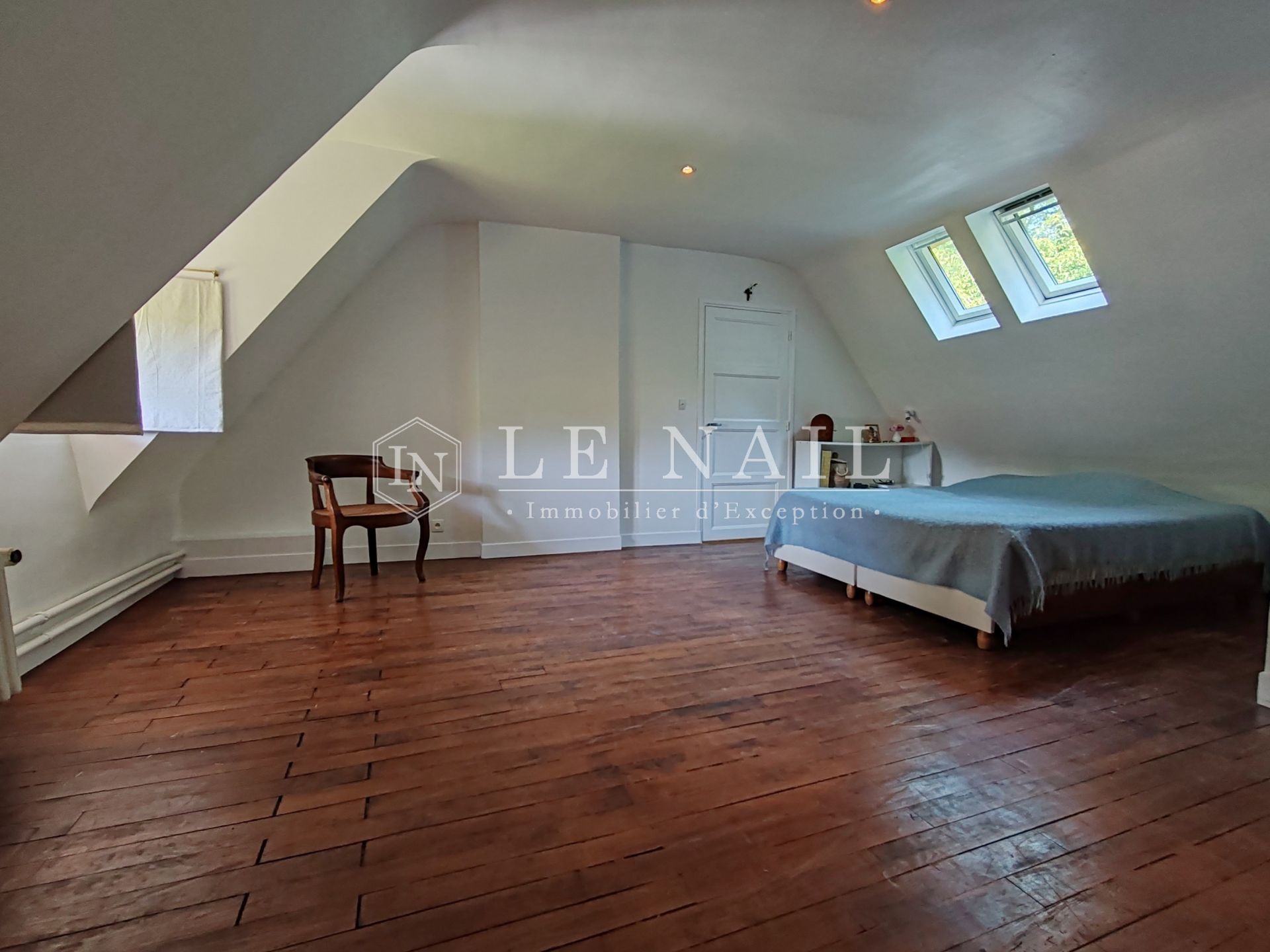 property 9 rooms for sale on RAMBOUILLET (78120)