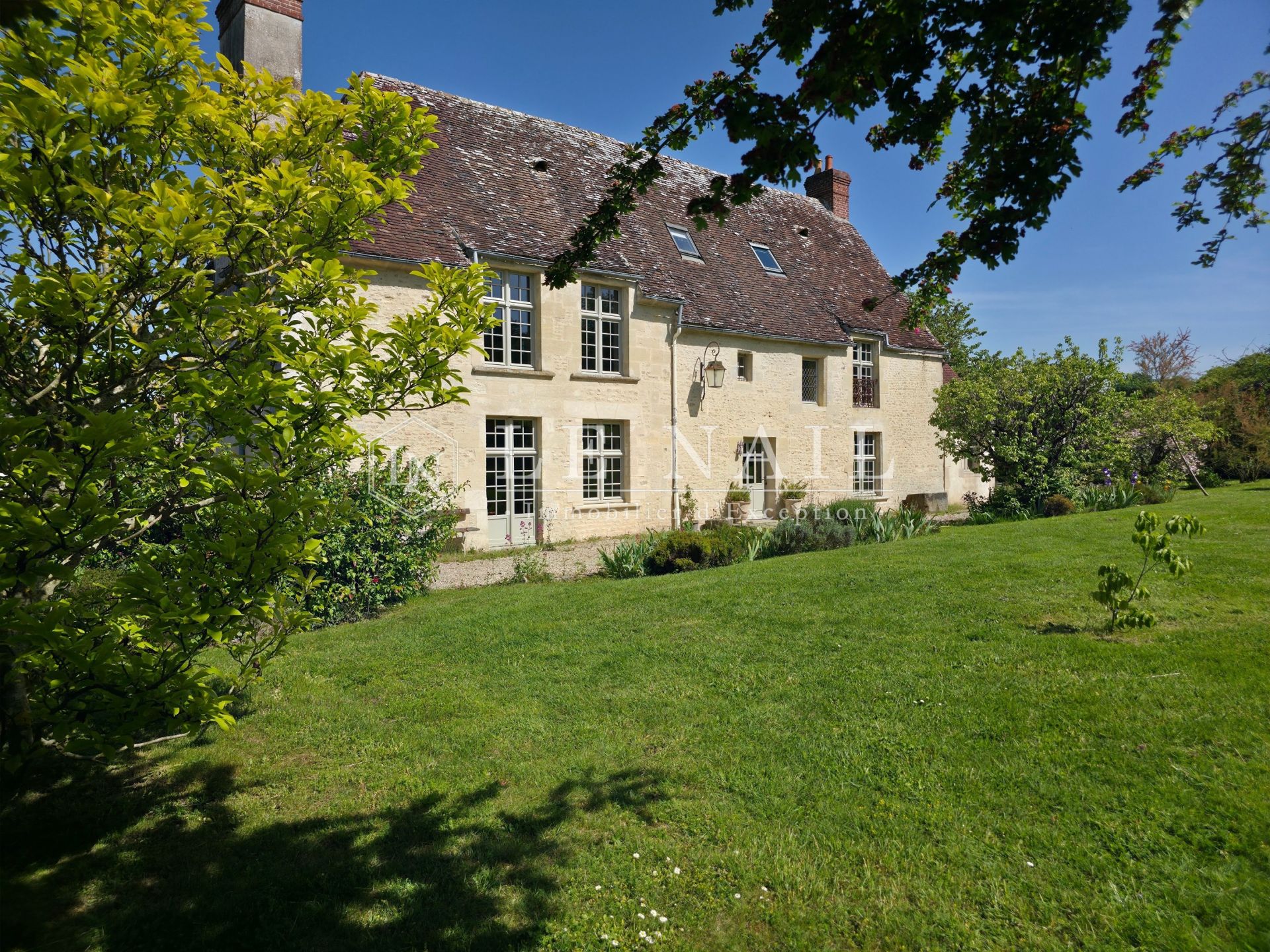 manor house 7 rooms for sale on ARGENTAN (61200)