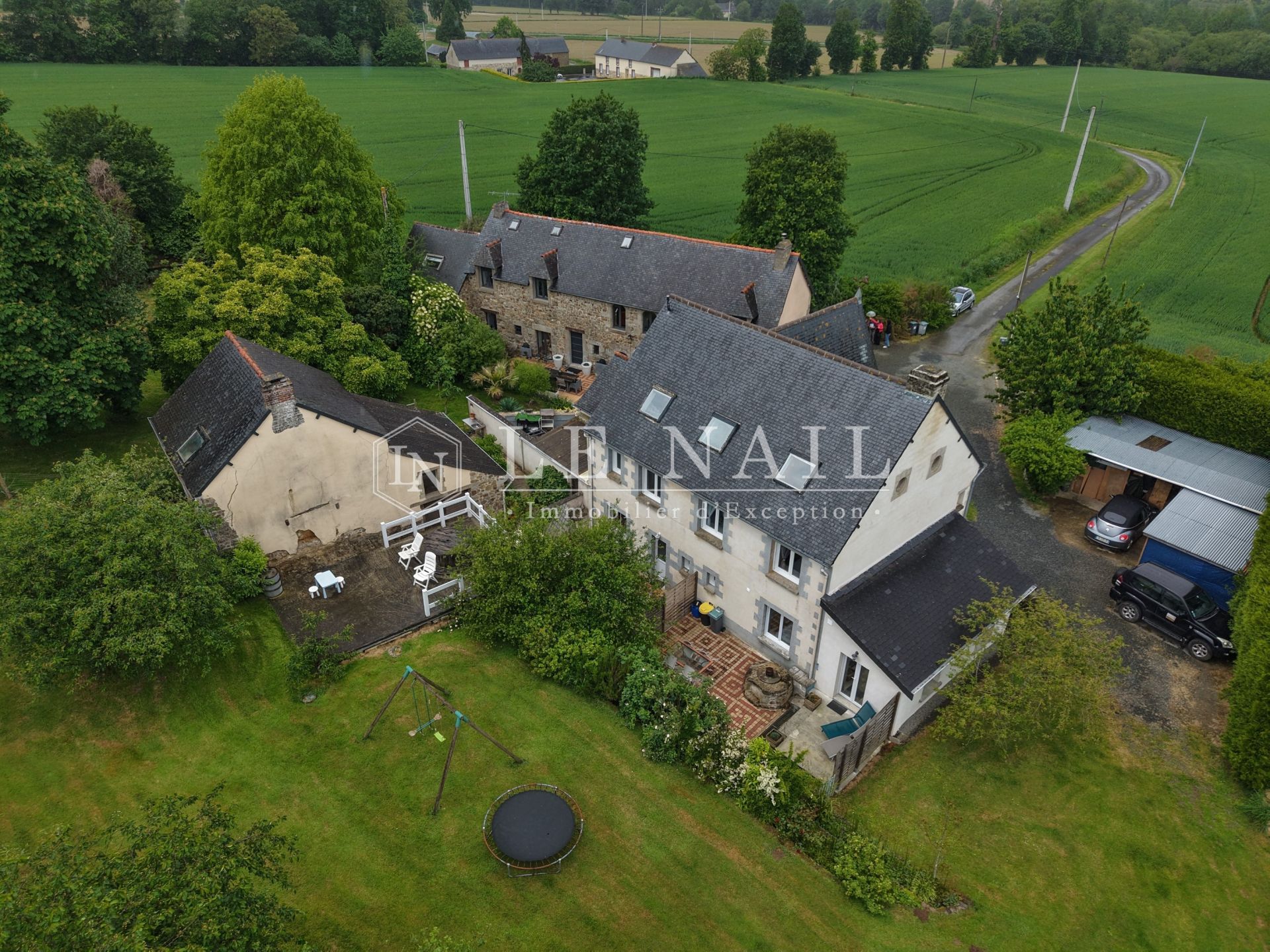 manoir 19 pièces en vente à DINAN (22100)