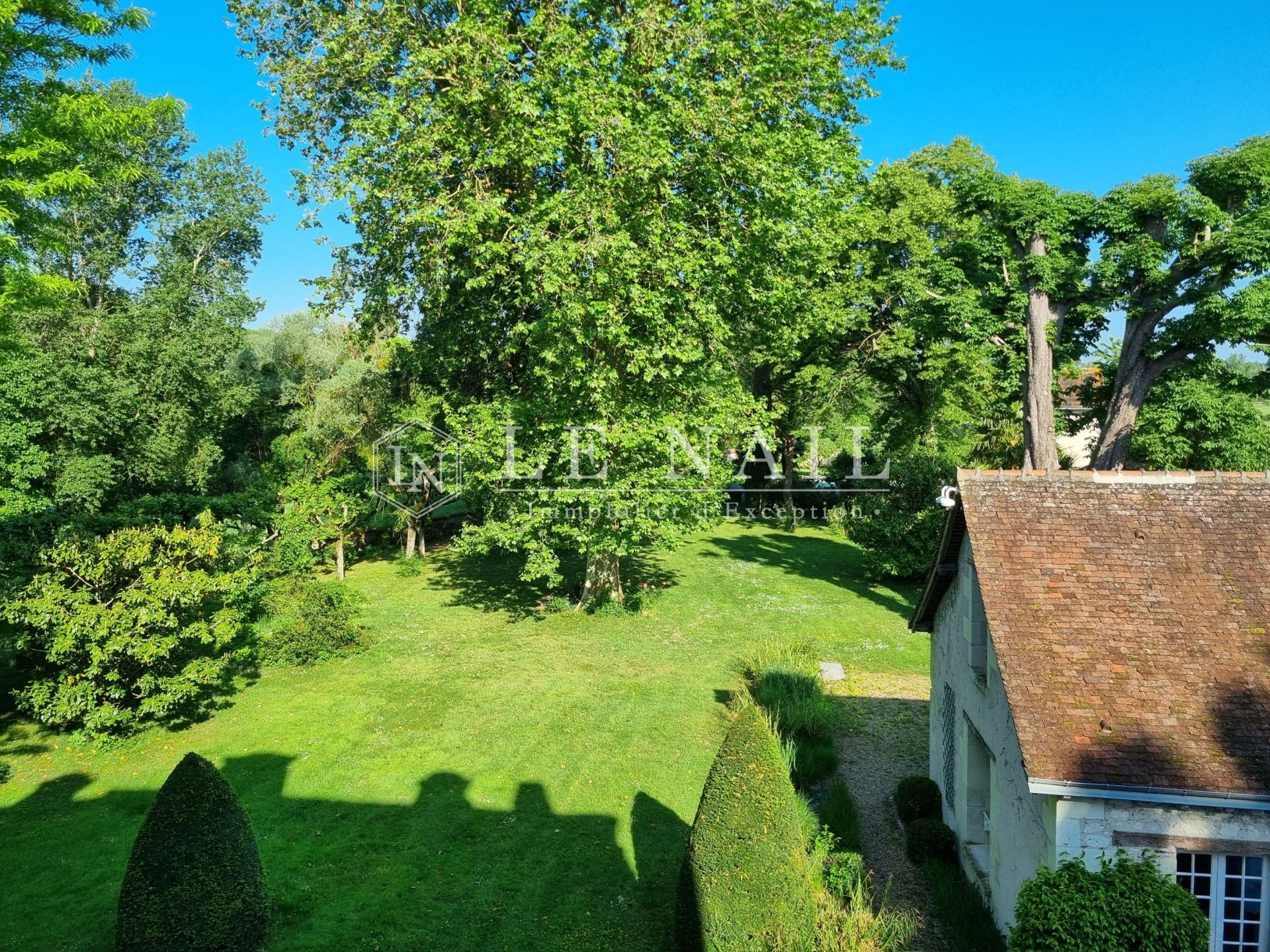 maison de maître 10 pièces en vente à ST AIGNAN (41110)