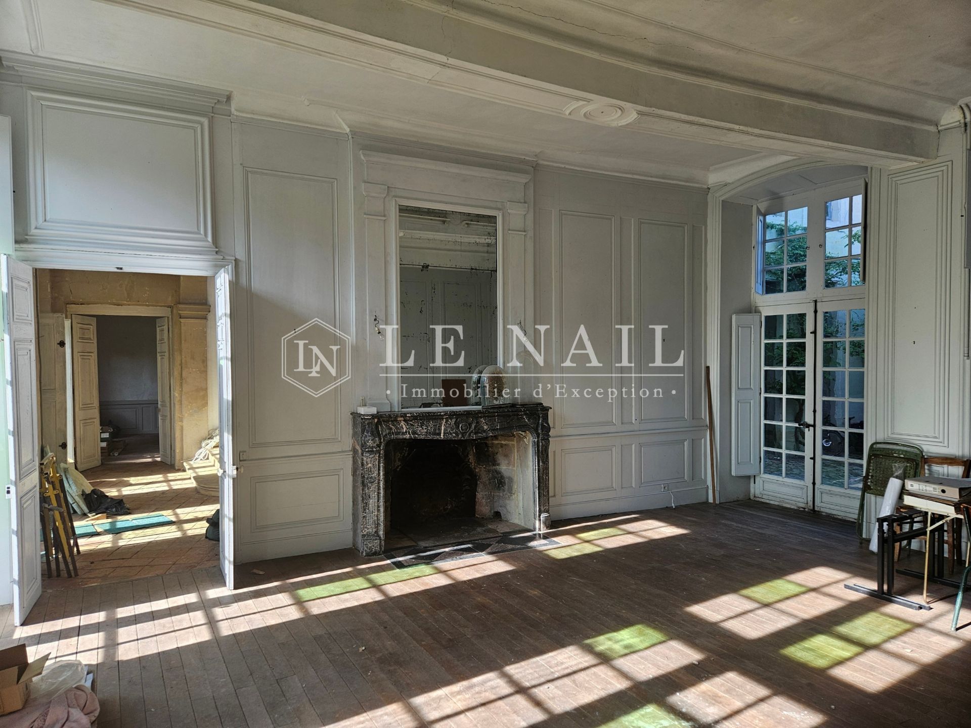 hôtel particulier 13 pièces en vente à LA FLECHE (72200)