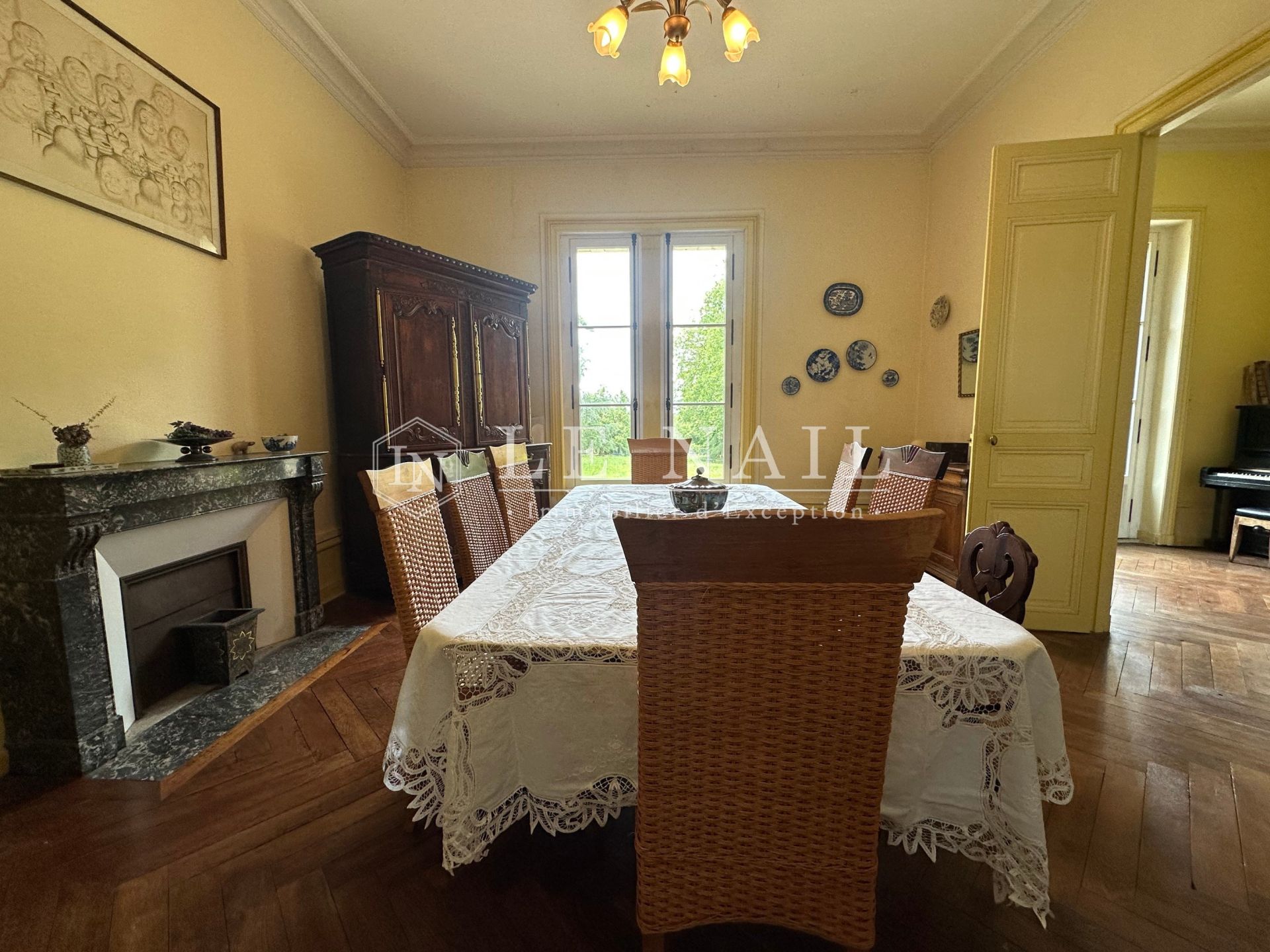 castle 13 rooms for sale on LE PELLERIN (44640)