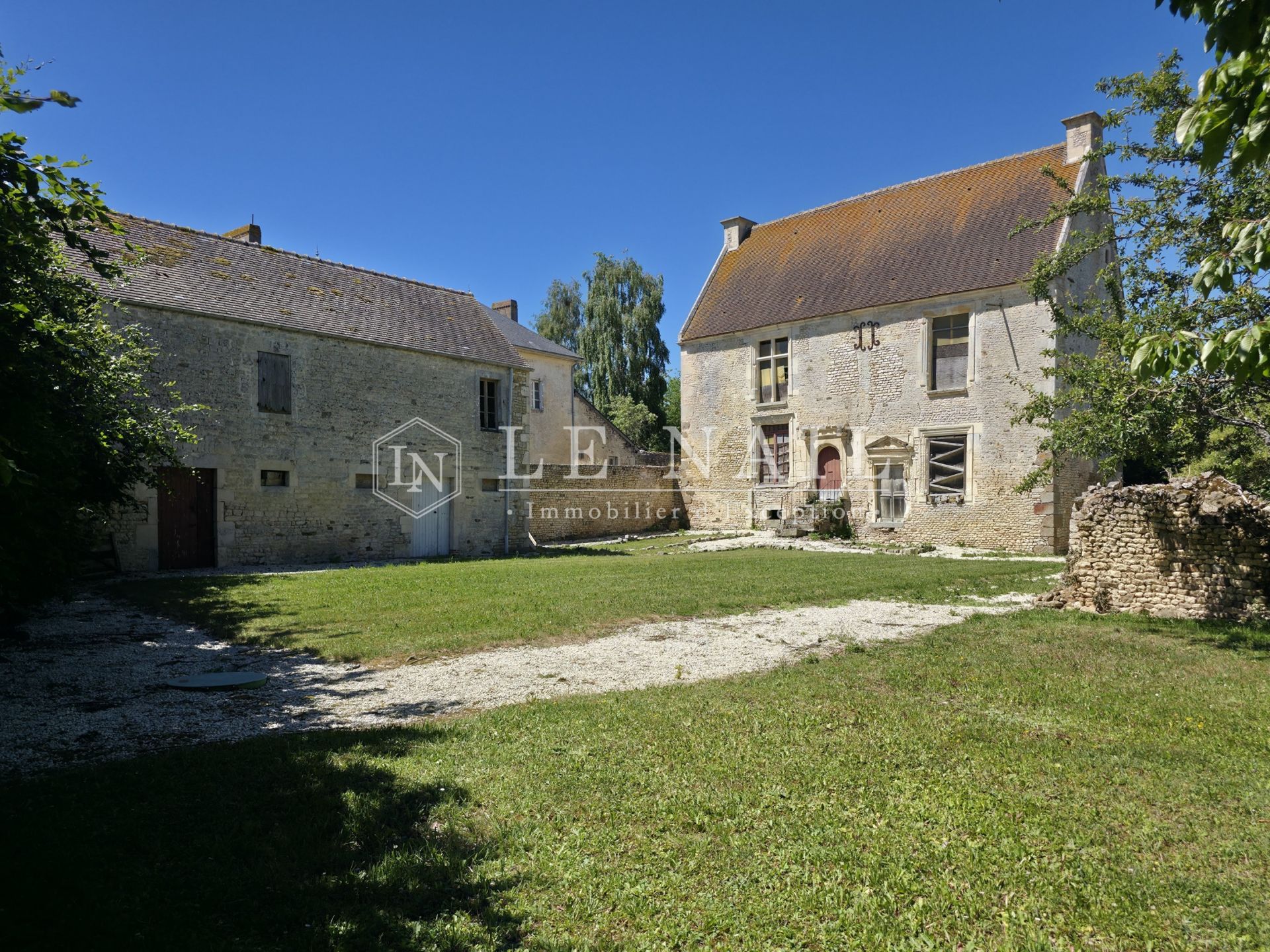 manor house 4 rooms for sale on FALAISE (14700)