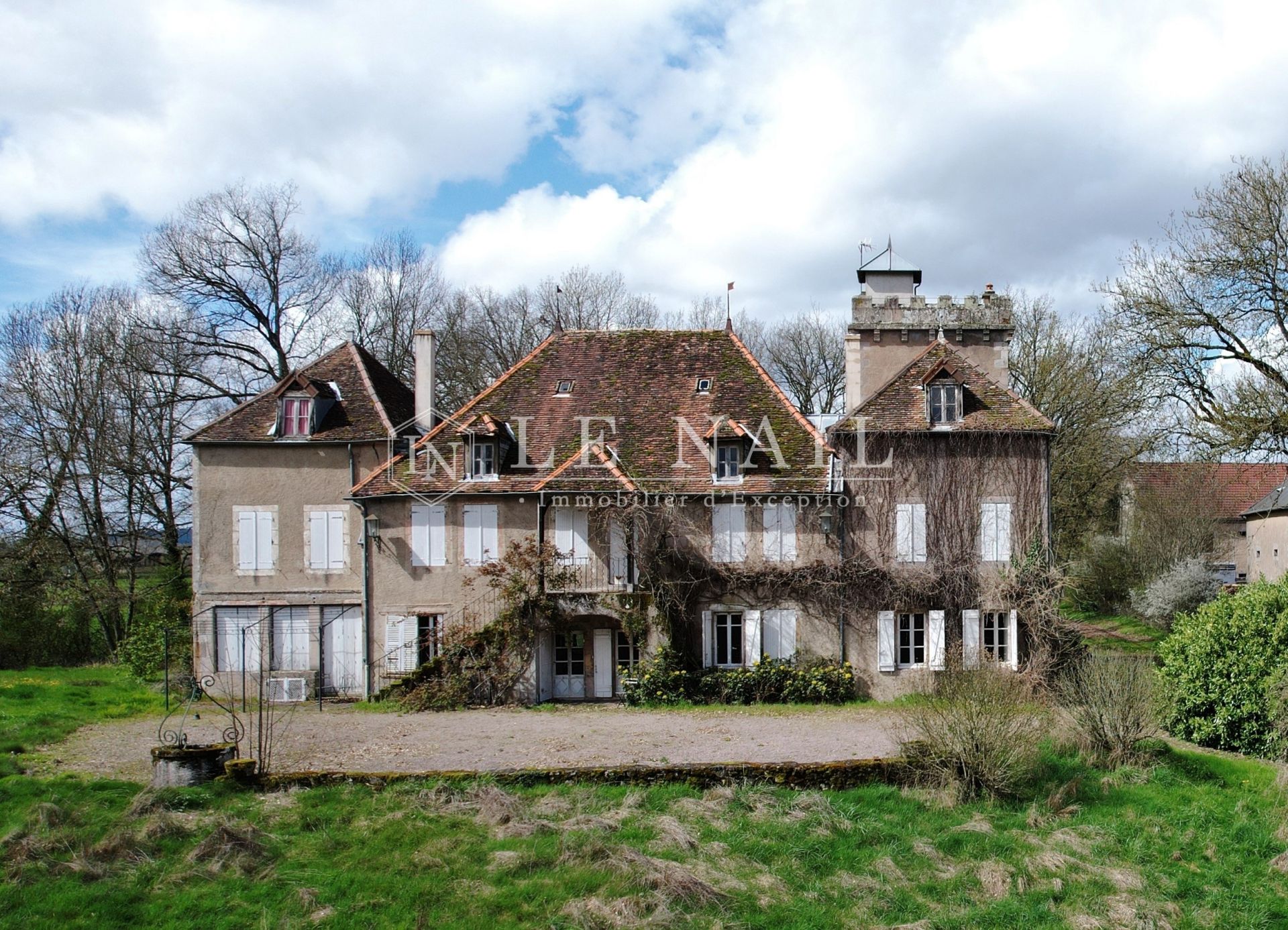 manor house 18 rooms for sale on AUTUN (71400)